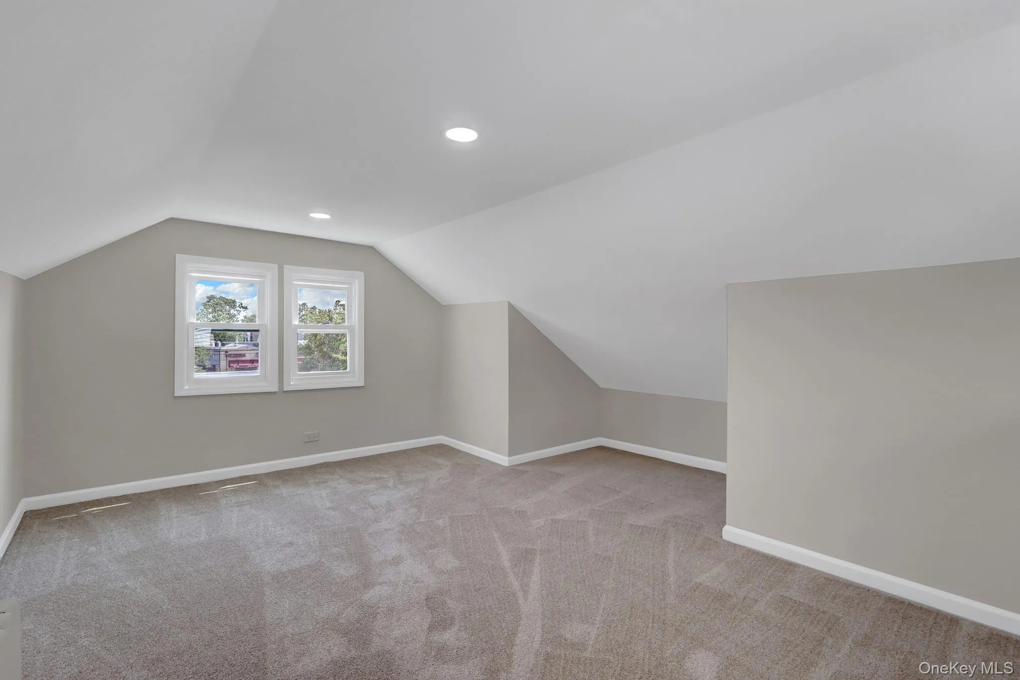 15 Stratford Avenue, North Hempstead, NY, 3 Bedrooms Bedrooms, 6 Rooms Rooms,2 BathroomsBathrooms,Residential,For Rent,Stratford,0,1039973 15 Stratford Avenue, North Hempstead, NY, 3 Bedrooms Bedrooms, 6 Rooms Rooms,2 BathroomsBathrooms,Residential,For Rent,Stratford,0,1039973
