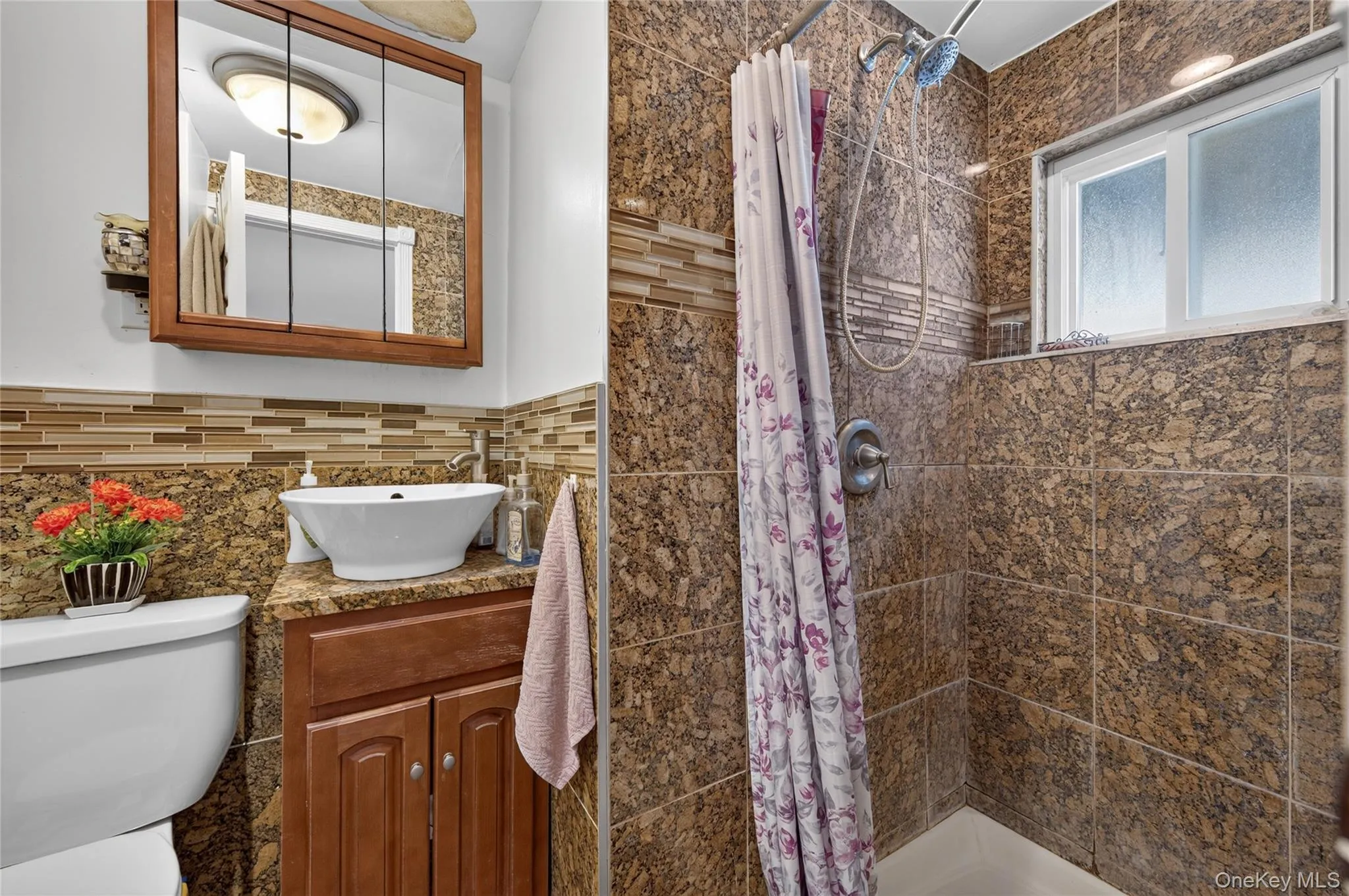 103 Motor Avenue, Oyster Bay, NY, 4 Bedrooms Bedrooms, 9 Rooms Rooms,2 BathroomsBathrooms,Residential,For Rent,Motor,0,1039976 103 Motor Avenue, Oyster Bay, NY, 4 Bedrooms Bedrooms, 9 Rooms Rooms,2 BathroomsBathrooms,Residential,For Rent,Motor,0,1039976