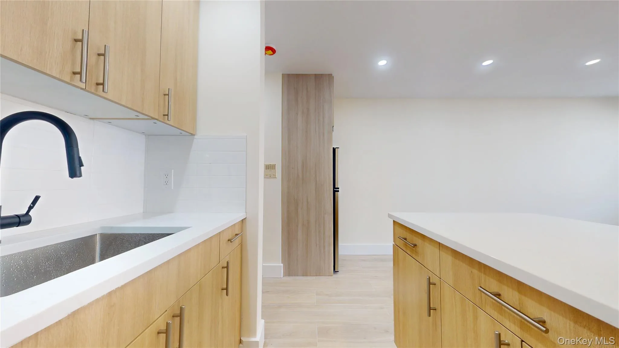 63-52 Saunders Street, New York, NY, 2 Rooms Rooms,1 BathroomBathrooms,Residential Lease,For Rent,Saunders,0,1039981 63-52 Saunders Street, New York, NY, 2 Rooms Rooms,1 BathroomBathrooms,Residential Lease,For Rent,Saunders,0,1039981