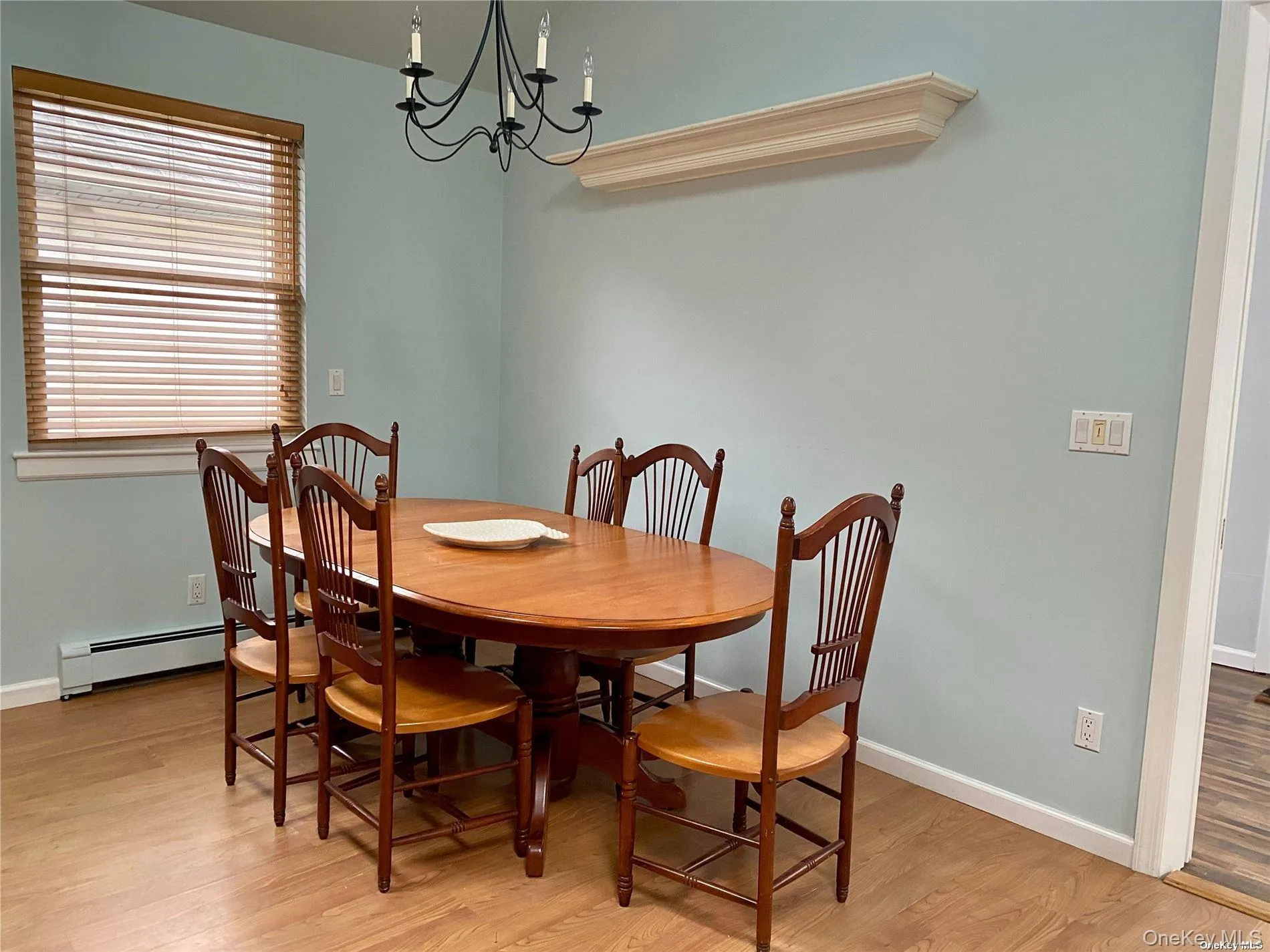 Dining Area Dining Area