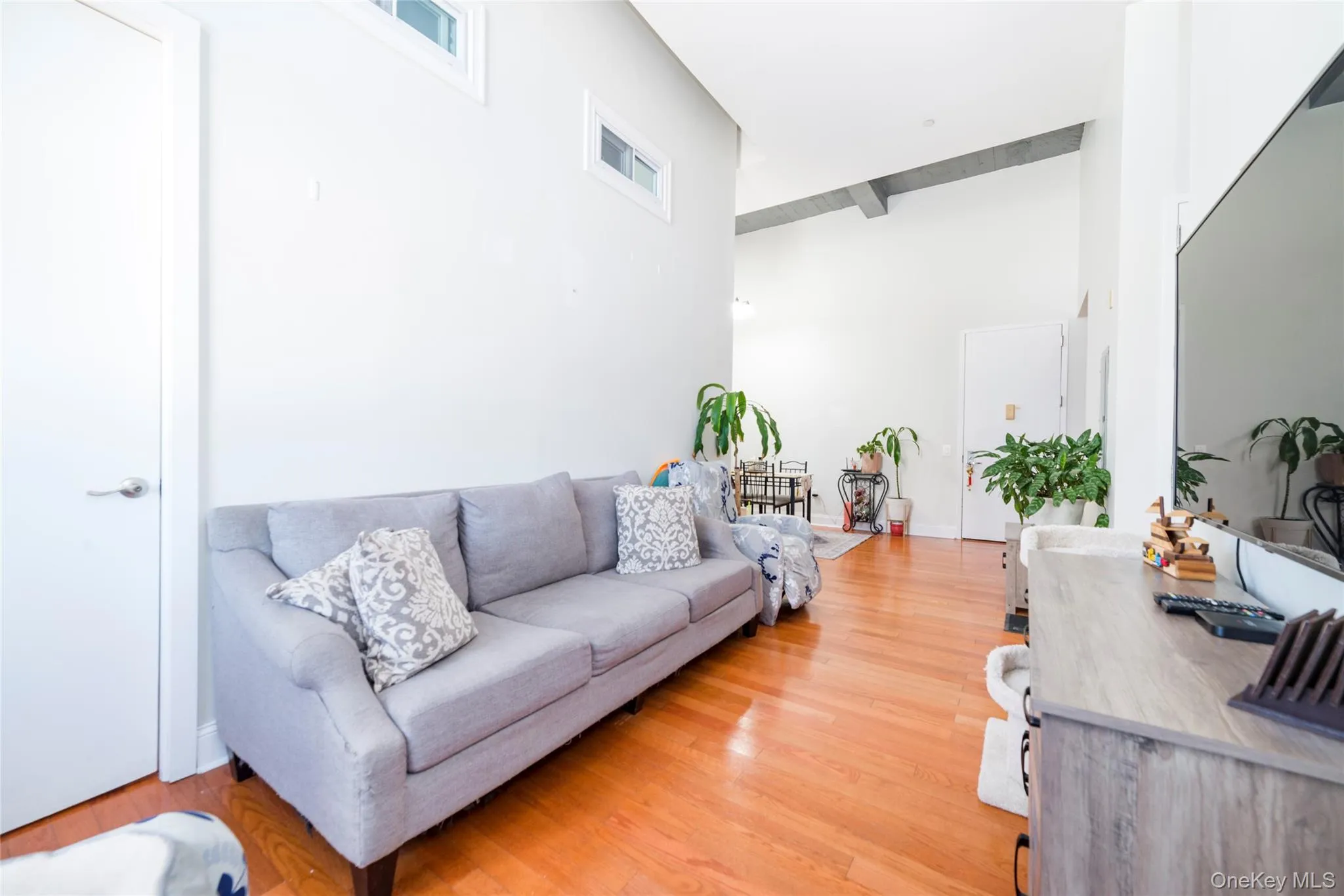 25 Leroy Place, New Rochelle, NY, 1 Bedroom Bedrooms, 3 Rooms Rooms,1 BathroomBathrooms,Residential Lease,For Rent,Leroy,0,1039988 25 Leroy Place, New Rochelle, NY, 1 Bedroom Bedrooms, 3 Rooms Rooms,1 BathroomBathrooms,Residential Lease,For Rent,Leroy,0,1039988