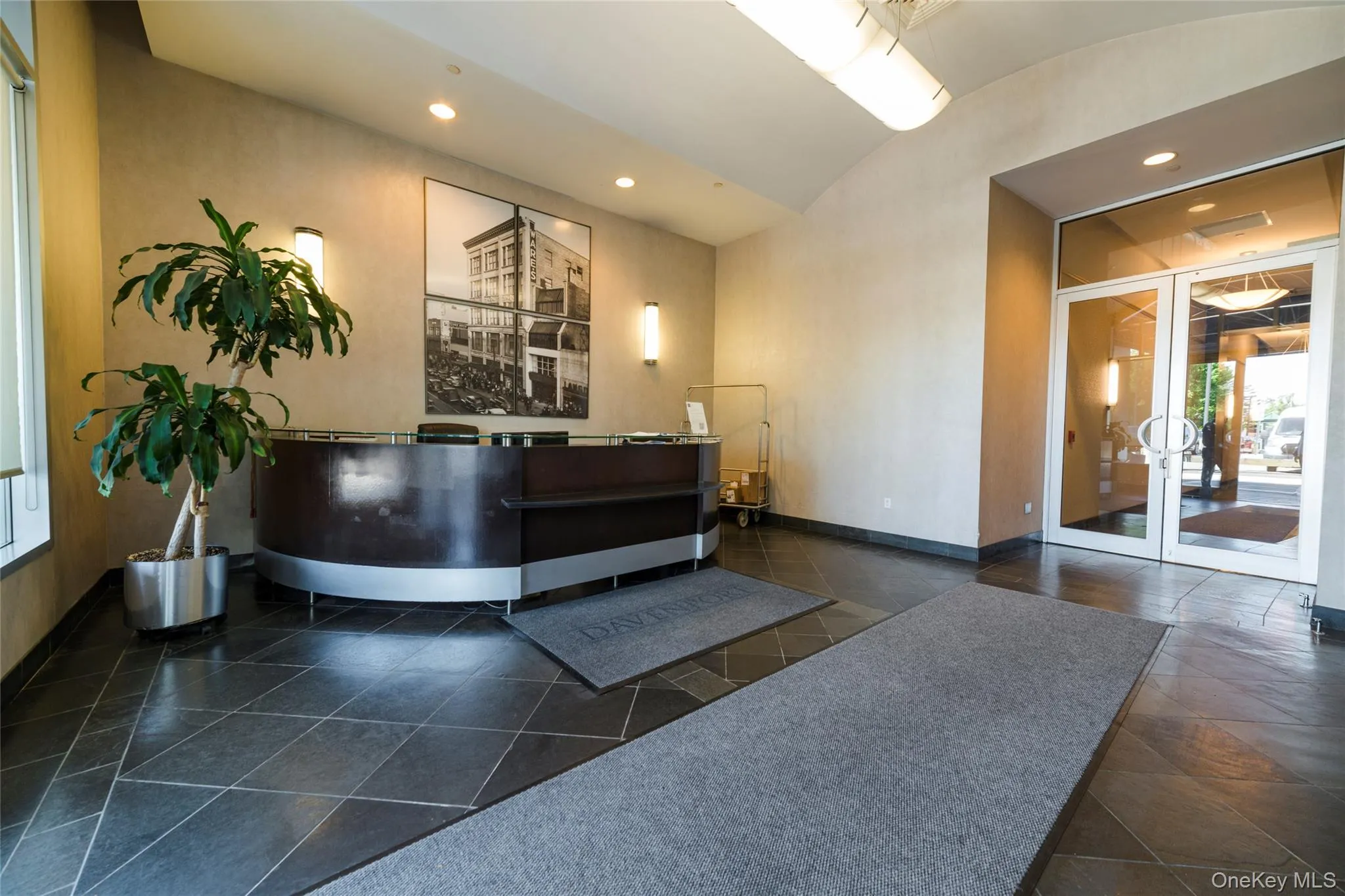 Welcoming lobby with doorman service & secure entry Welcoming lobby with doorman service & secure entry