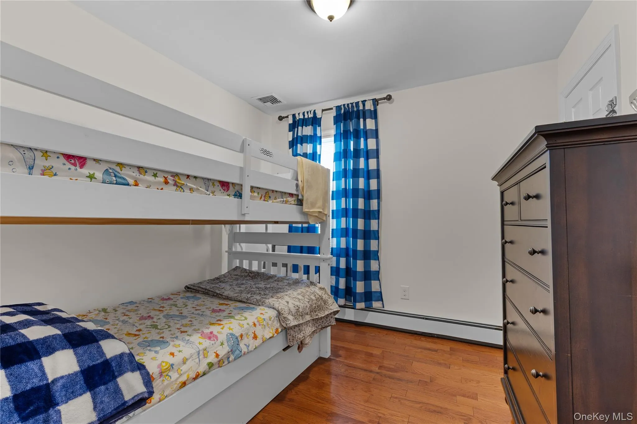 33 Minnesota Avenue, Long Beach, NY, 3 Bedrooms Bedrooms, 6 Rooms Rooms,1 BathroomBathrooms,Residential Lease,For Rent,Minnesota,0,1040002 33 Minnesota Avenue, Long Beach, NY, 3 Bedrooms Bedrooms, 6 Rooms Rooms,1 BathroomBathrooms,Residential Lease,For Rent,Minnesota,0,1040002