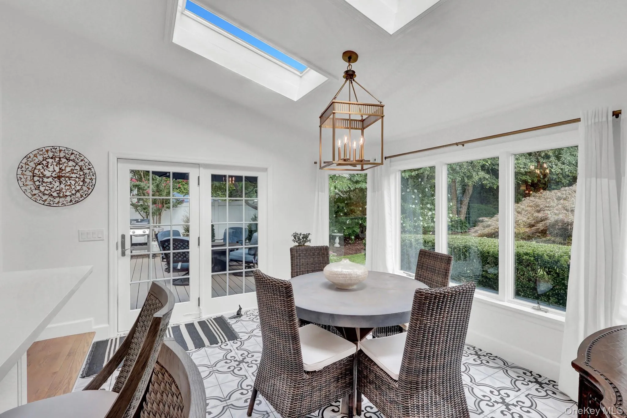 88 Fairmount Street, Huntington, NY, 4 Bedrooms Bedrooms, 8 Rooms Rooms,2 BathroomsBathrooms,Residential,For Rent,Fairmount,0,1040006 88 Fairmount Street, Huntington, NY, 4 Bedrooms Bedrooms, 8 Rooms Rooms,2 BathroomsBathrooms,Residential,For Rent,Fairmount,0,1040006
