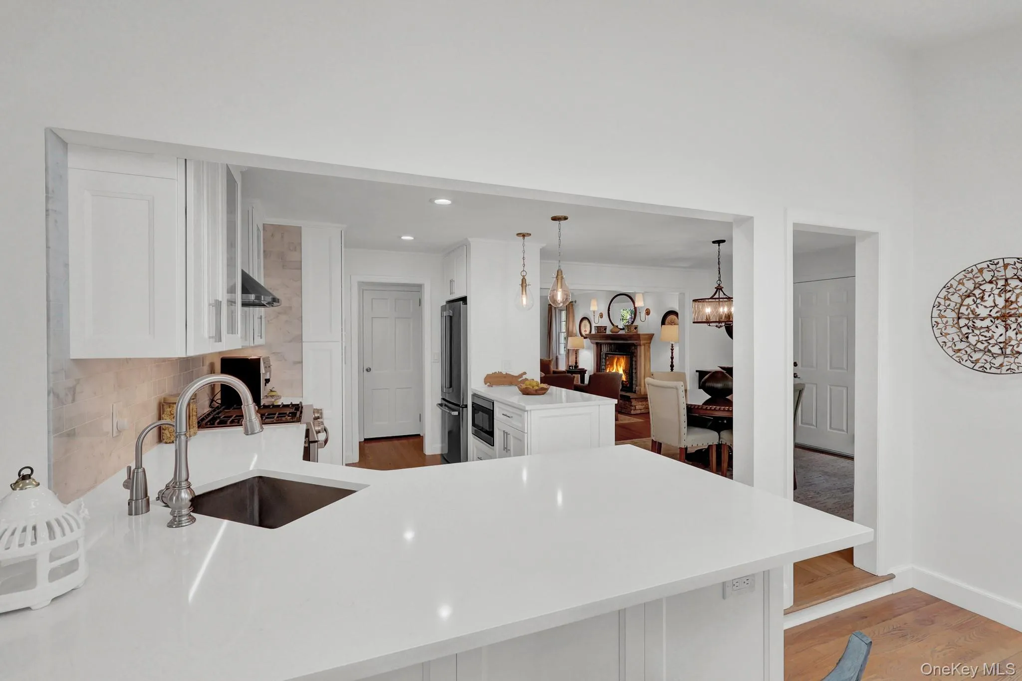 88 Fairmount Street, Huntington, NY, 4 Bedrooms Bedrooms, 8 Rooms Rooms,2 BathroomsBathrooms,Residential,For Rent,Fairmount,0,1040006 88 Fairmount Street, Huntington, NY, 4 Bedrooms Bedrooms, 8 Rooms Rooms,2 BathroomsBathrooms,Residential,For Rent,Fairmount,0,1040006