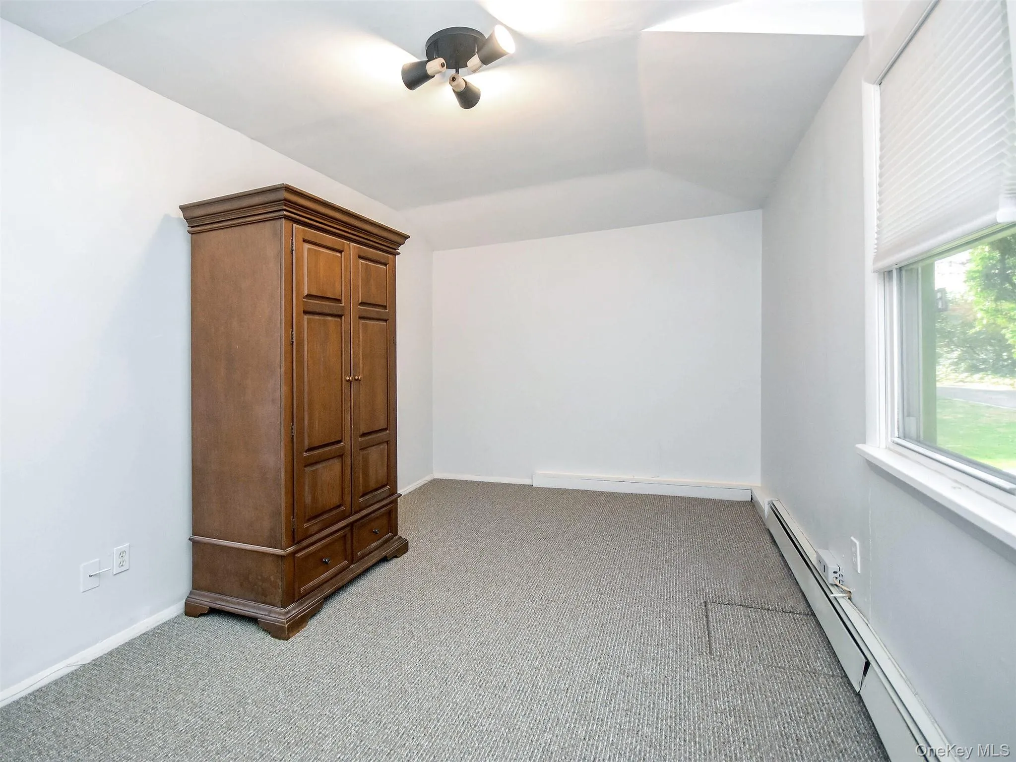 67 Glenlawn Avenue, Oyster Bay, NY, 2 Bedrooms Bedrooms, 4 Rooms Rooms,1 BathroomBathrooms,Residential Lease,For Rent,Glenlawn,0,1040008 67 Glenlawn Avenue, Oyster Bay, NY, 2 Bedrooms Bedrooms, 4 Rooms Rooms,1 BathroomBathrooms,Residential Lease,For Rent,Glenlawn,0,1040008