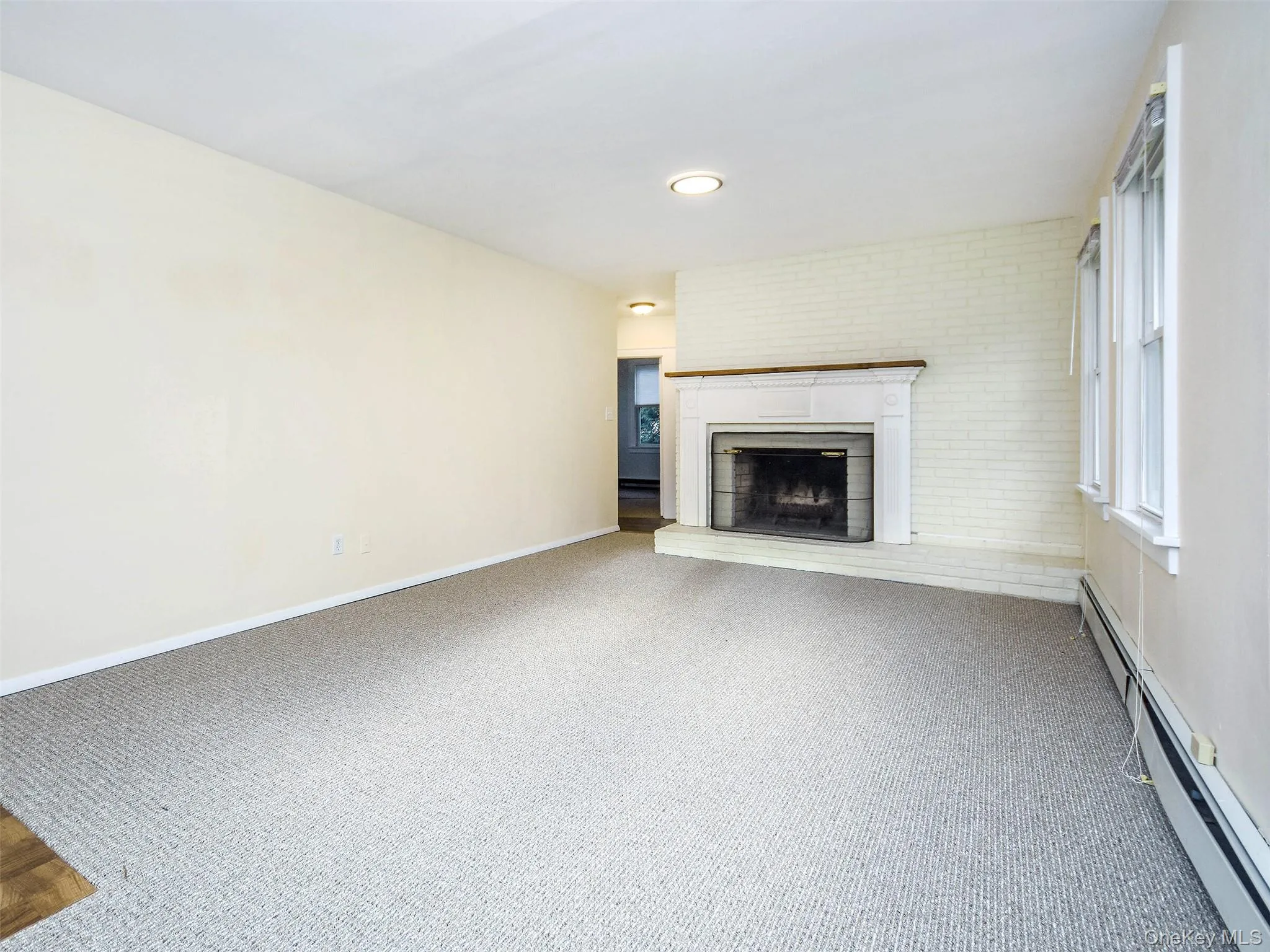 67 Glenlawn Avenue, Oyster Bay, NY, 2 Bedrooms Bedrooms, 4 Rooms Rooms,1 BathroomBathrooms,Residential Lease,For Rent,Glenlawn,0,1040008 67 Glenlawn Avenue, Oyster Bay, NY, 2 Bedrooms Bedrooms, 4 Rooms Rooms,1 BathroomBathrooms,Residential Lease,For Rent,Glenlawn,0,1040008