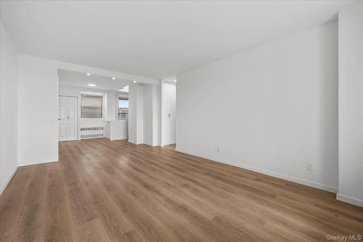 5800 Arlington Avenue, New York, NY, 1 Bedroom Bedrooms, 4 Rooms Rooms,1 BathroomBathrooms,Residential,For Rent,Arlington,0,1040010 5800 Arlington Avenue, New York, NY, 1 Bedroom Bedrooms, 4 Rooms Rooms,1 BathroomBathrooms,Residential,For Rent,Arlington,0,1040010