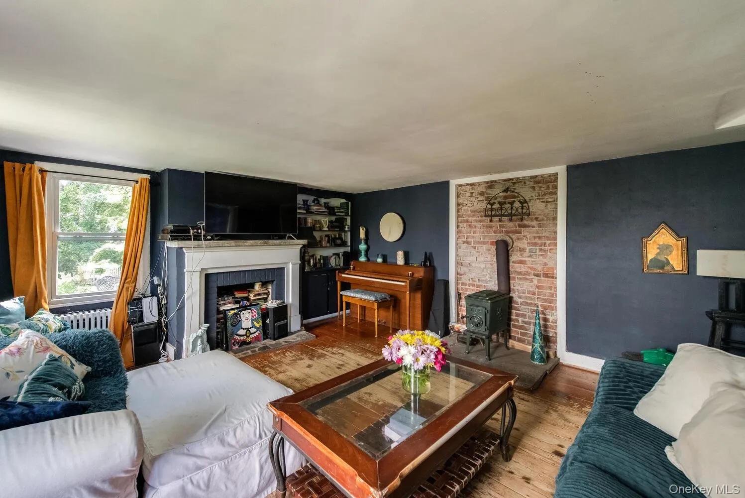 88 Hamilton Street, Poughkeepsie, NY, 3 Bedrooms Bedrooms, 6 Rooms Rooms,1 BathroomBathrooms,Residential Lease,For Rent,Hamilton,0,1040011 88 Hamilton Street, Poughkeepsie, NY, 3 Bedrooms Bedrooms, 6 Rooms Rooms,1 BathroomBathrooms,Residential Lease,For Rent,Hamilton,0,1040011