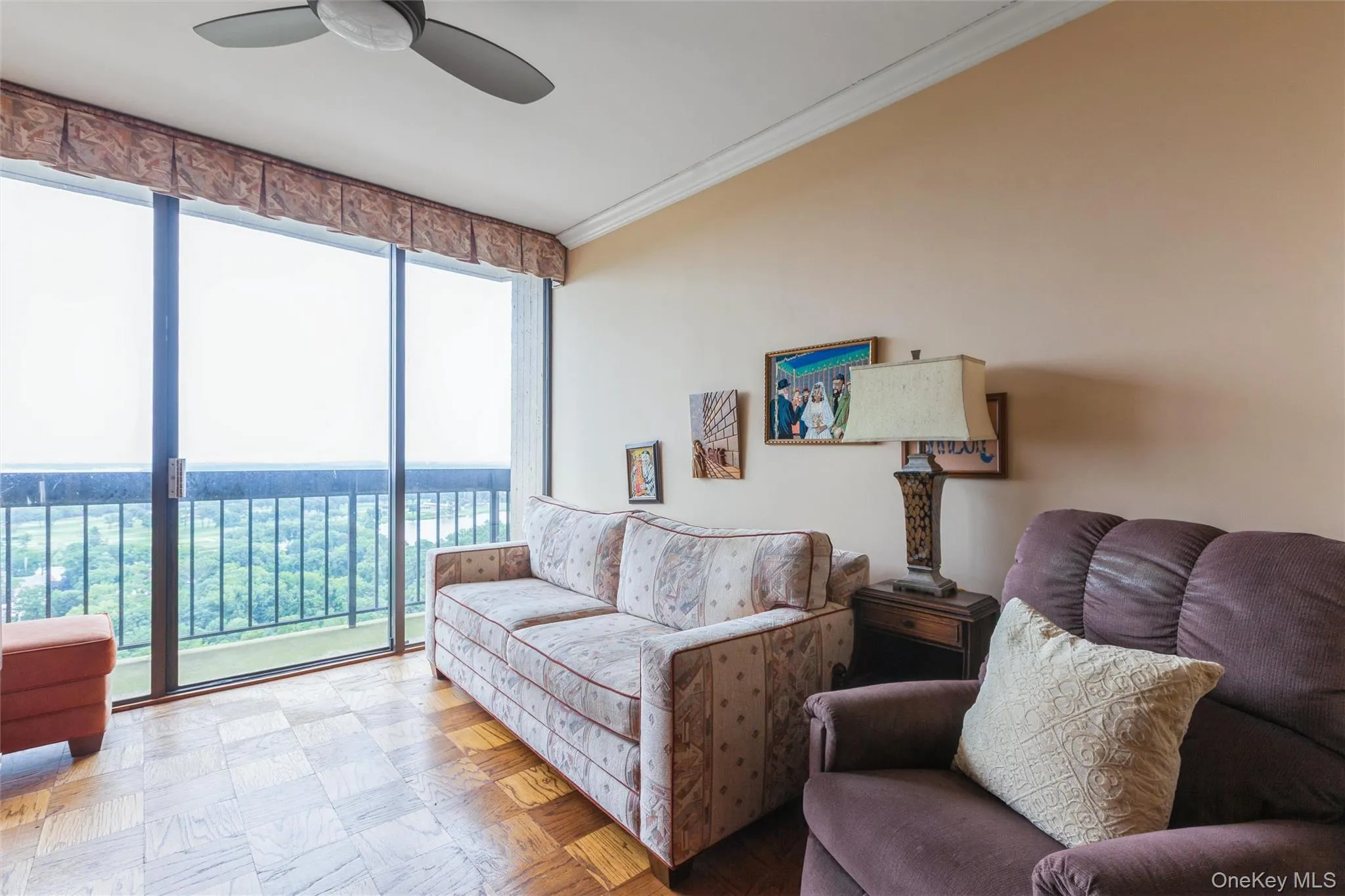 This versatile room with sliding glass doors to a balcony, could be a den, 2nd bedroom, home office, etc. This versatile room with sliding glass doors to a balcony, could be a den, 2nd bedroom, home office, etc.