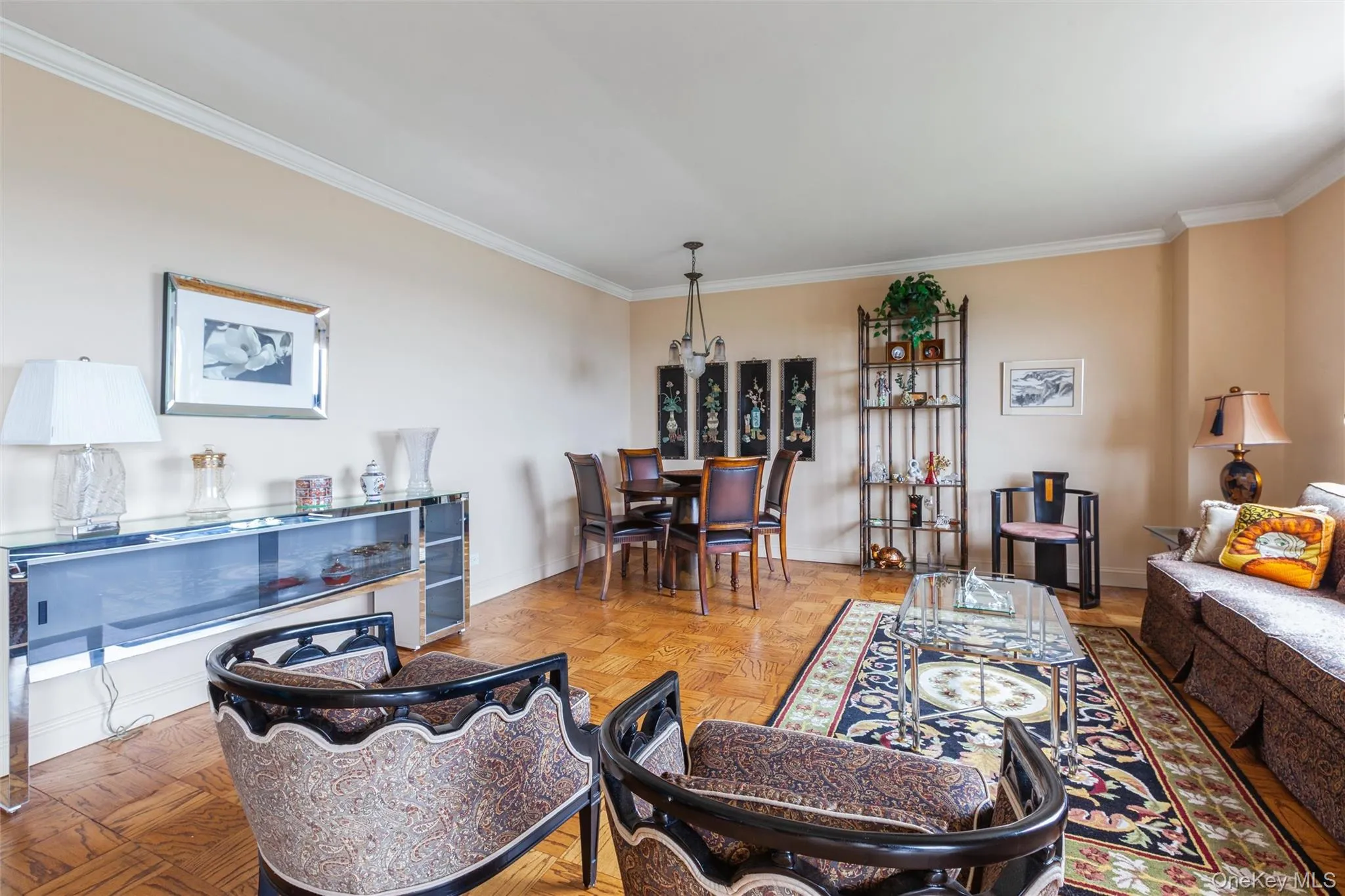 27010 Grand Central Parkway, New York, NY, 1 Bedroom Bedrooms, 7 Rooms Rooms,1 BathroomBathrooms,Residential,For Rent,Grand Central,0,1040012 27010 Grand Central Parkway, New York, NY, 1 Bedroom Bedrooms, 7 Rooms Rooms,1 BathroomBathrooms,Residential,For Rent,Grand Central,0,1040012