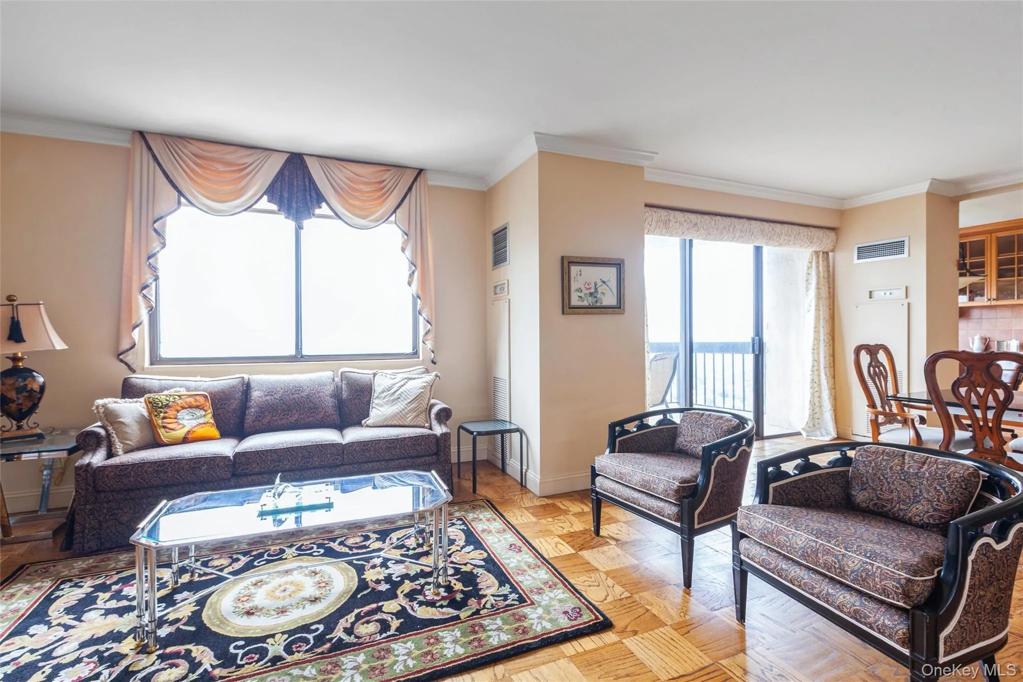 Open floor plan large living room Open floor plan large living room