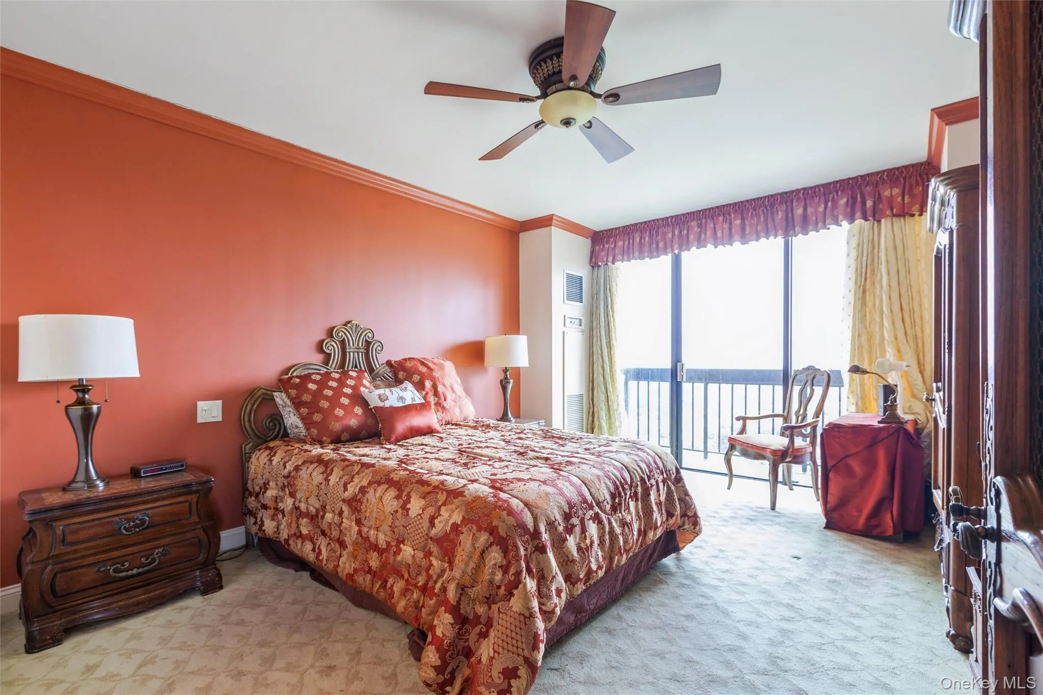 Primary bedroom with sliders to deck with stunning views. Primary bedroom with sliders to deck with stunning views.