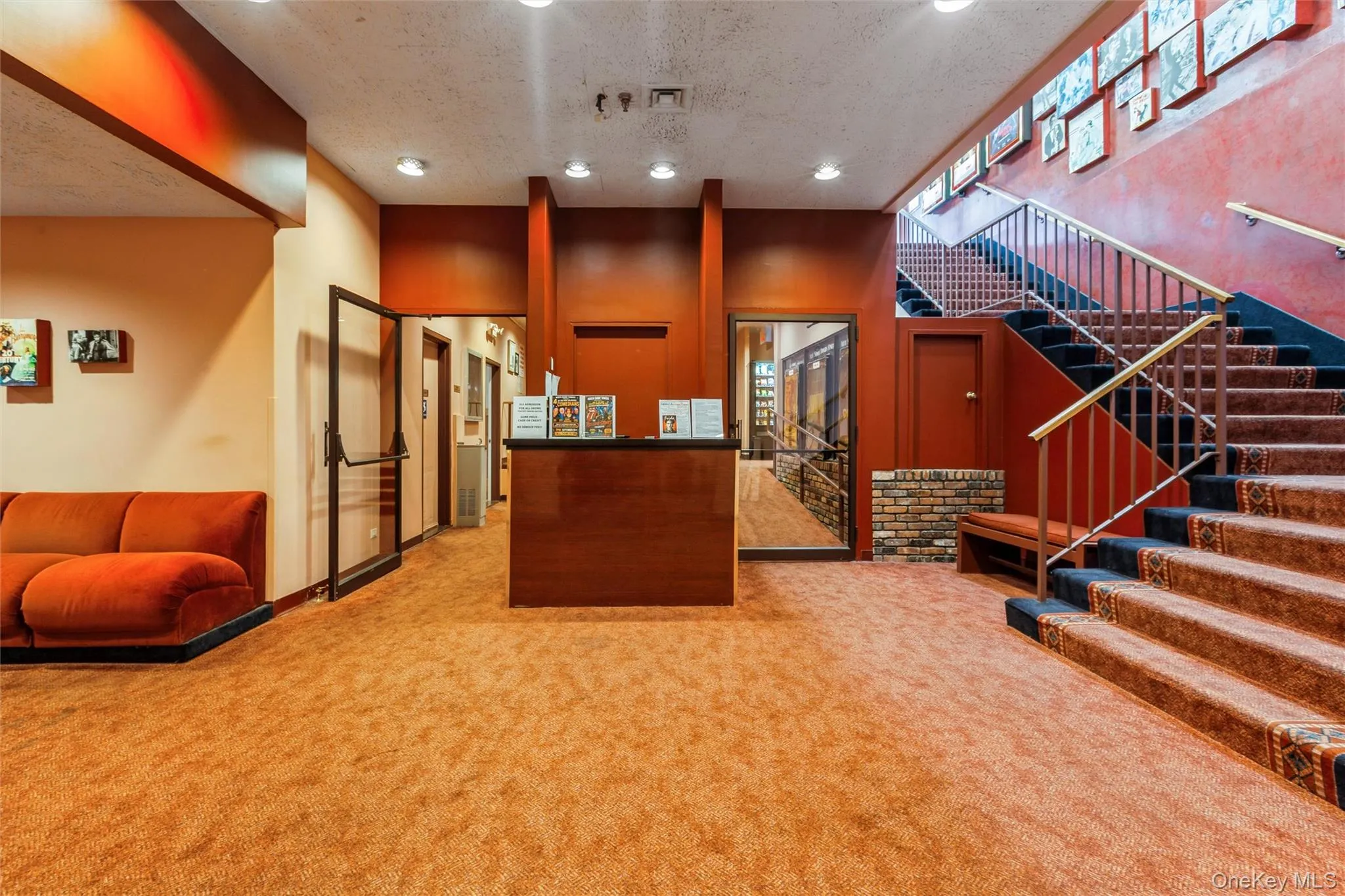 Movie Theater in the building!! Movie Theater in the building!!