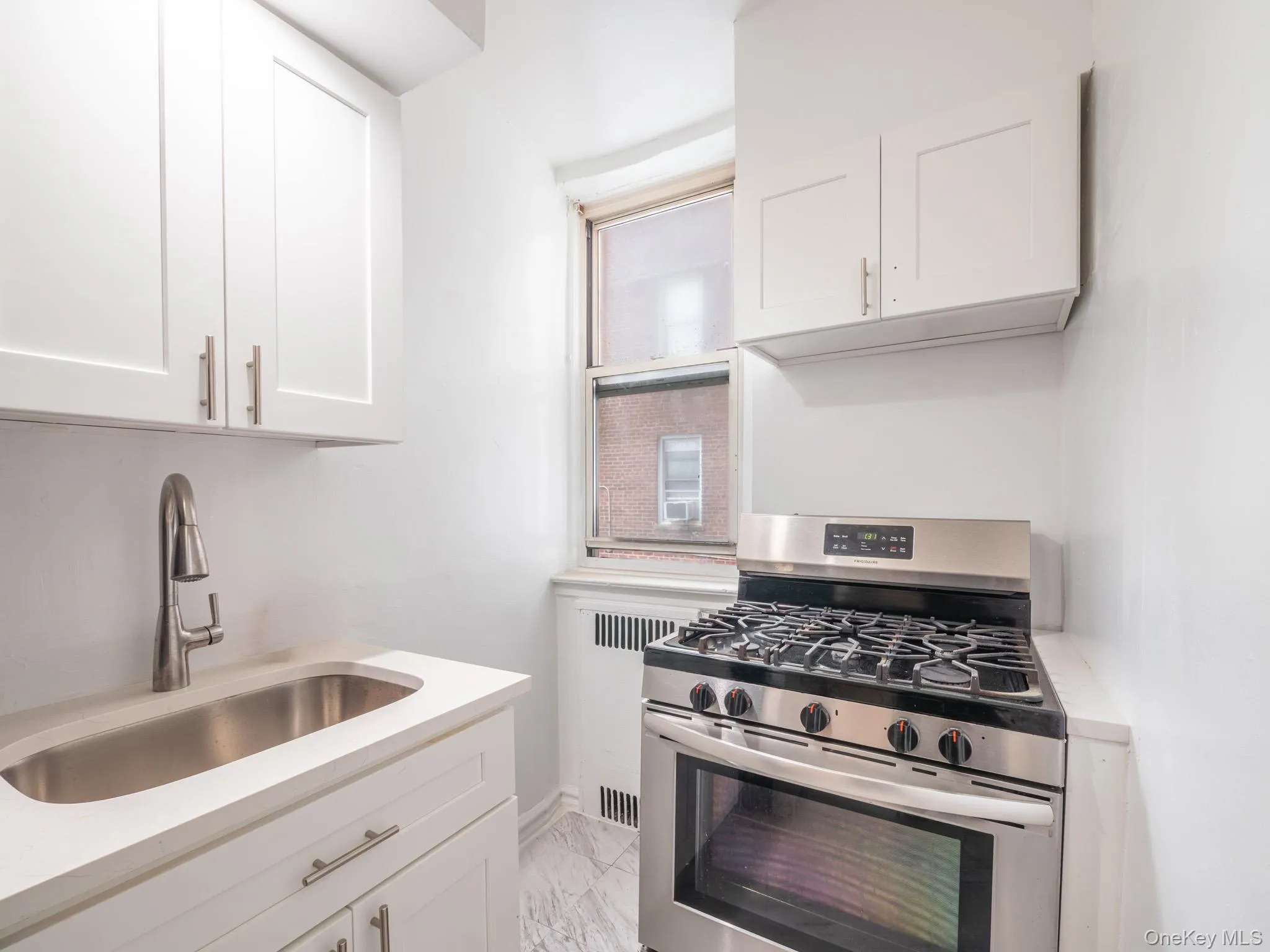 63-109 Saunders Street, New York, NY, 1 Bedroom Bedrooms, 3 Rooms Rooms,1 BathroomBathrooms,Residential,For Rent,Saunders,0,1040026 63-109 Saunders Street, New York, NY, 1 Bedroom Bedrooms, 3 Rooms Rooms,1 BathroomBathrooms,Residential,For Rent,Saunders,0,1040026