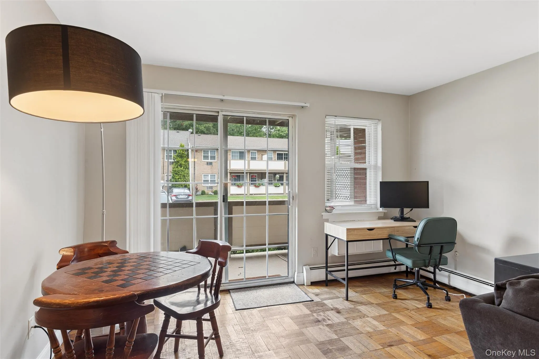 10 Glen Hollow Drive, Brookhaven, NY, 1 Bedroom Bedrooms, 4 Rooms Rooms,1 BathroomBathrooms,Residential,For Rent,Glen Hollow,0,1040029 10 Glen Hollow Drive, Brookhaven, NY, 1 Bedroom Bedrooms, 4 Rooms Rooms,1 BathroomBathrooms,Residential,For Rent,Glen Hollow,0,1040029