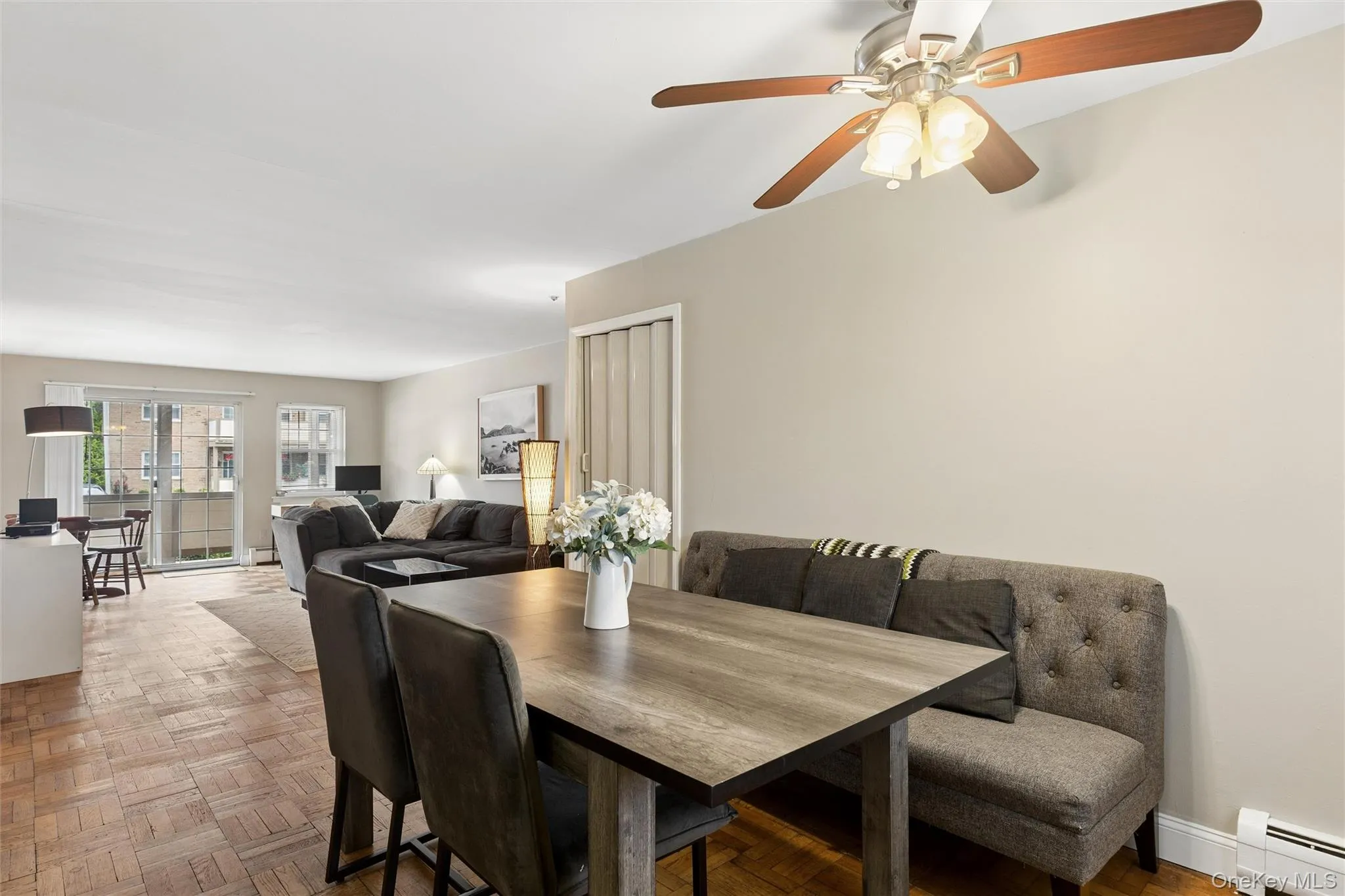 10 Glen Hollow Drive, Brookhaven, NY, 1 Bedroom Bedrooms, 4 Rooms Rooms,1 BathroomBathrooms,Residential,For Rent,Glen Hollow,0,1040029 10 Glen Hollow Drive, Brookhaven, NY, 1 Bedroom Bedrooms, 4 Rooms Rooms,1 BathroomBathrooms,Residential,For Rent,Glen Hollow,0,1040029