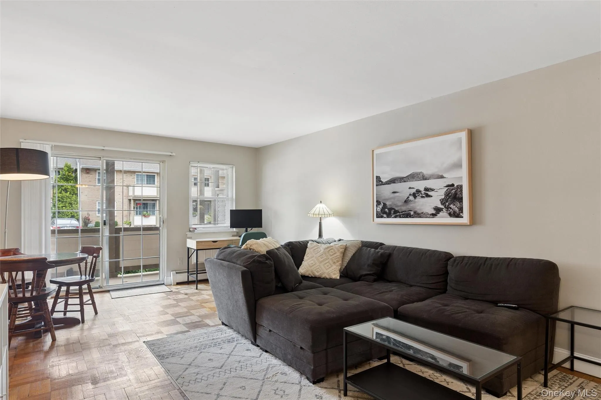 10 Glen Hollow Drive, Brookhaven, NY, 1 Bedroom Bedrooms, 4 Rooms Rooms,1 BathroomBathrooms,Residential,For Rent,Glen Hollow,0,1040029 10 Glen Hollow Drive, Brookhaven, NY, 1 Bedroom Bedrooms, 4 Rooms Rooms,1 BathroomBathrooms,Residential,For Rent,Glen Hollow,0,1040029