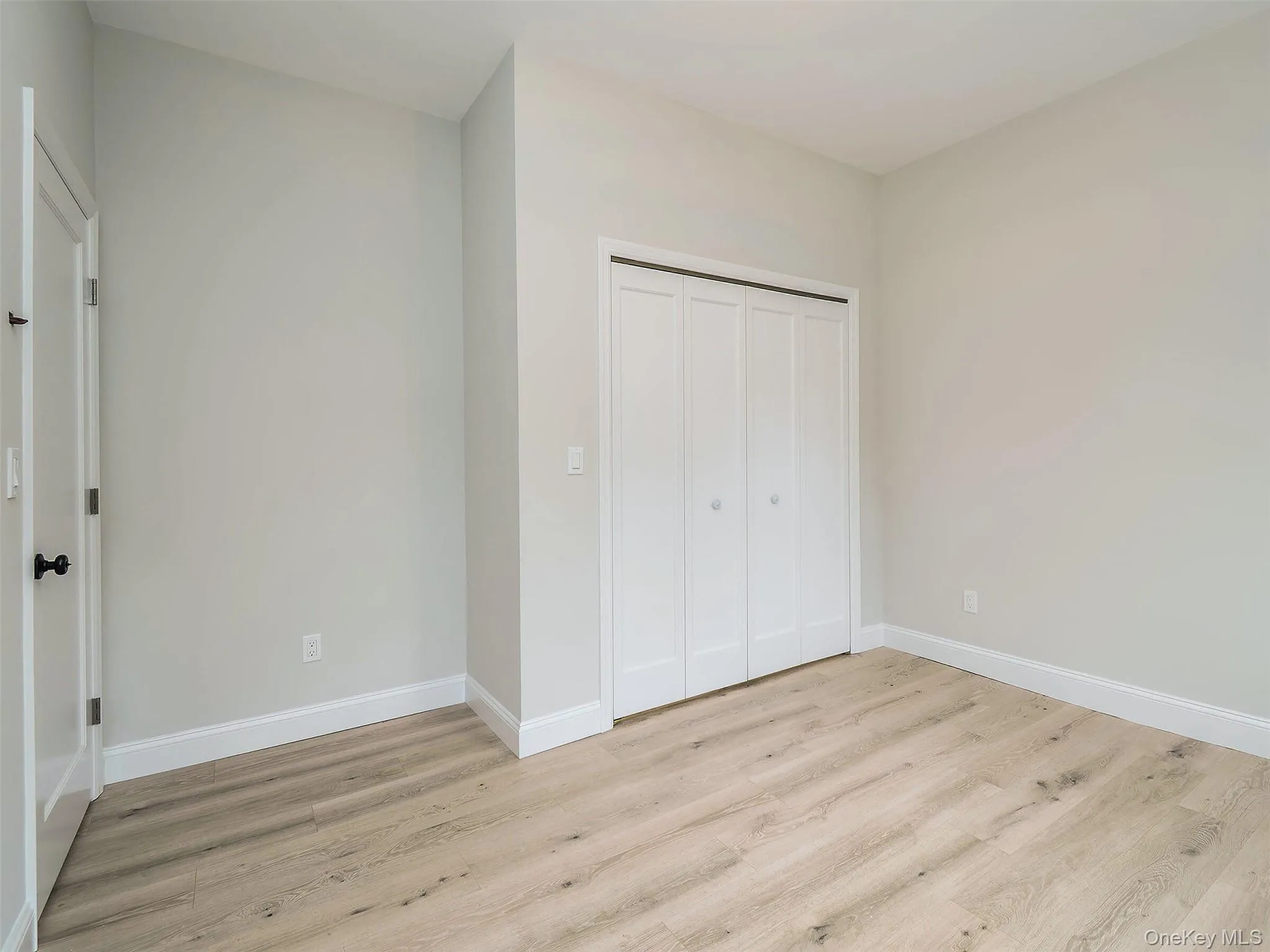 76 Summit Avenue, Oyster Bay, NY, 1 Bedroom Bedrooms, 2 Rooms Rooms,1 BathroomBathrooms,Residential Lease,For Rent,Summit,0,1040030 76 Summit Avenue, Oyster Bay, NY, 1 Bedroom Bedrooms, 2 Rooms Rooms,1 BathroomBathrooms,Residential Lease,For Rent,Summit,0,1040030