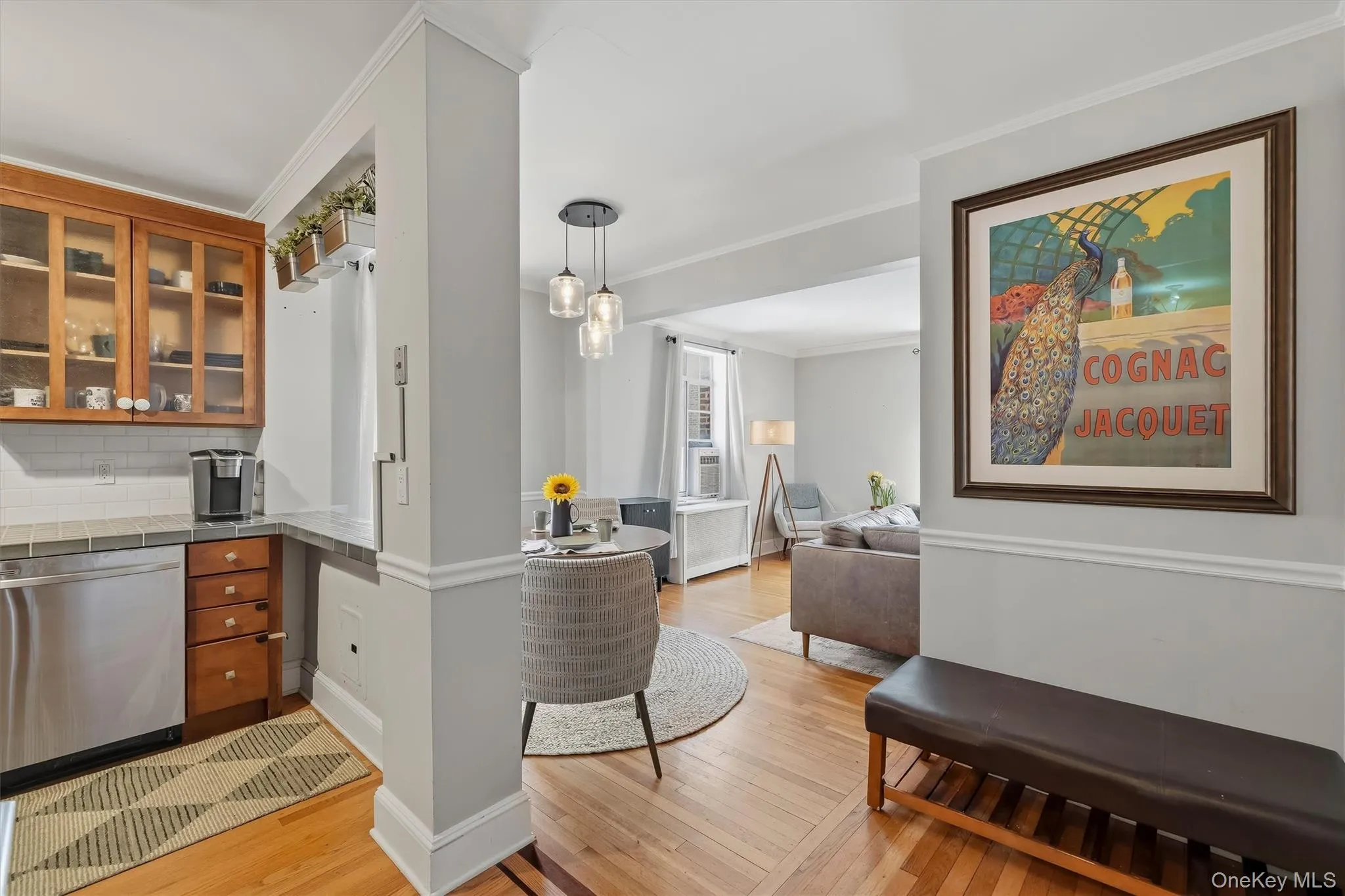 20 Broadway, White Plains, NY, 2 Bedrooms Bedrooms, 5 Rooms Rooms,1 BathroomBathrooms,Residential,For Rent,Broadway,0,1040032 20 Broadway, White Plains, NY, 2 Bedrooms Bedrooms, 5 Rooms Rooms,1 BathroomBathrooms,Residential,For Rent,Broadway,0,1040032