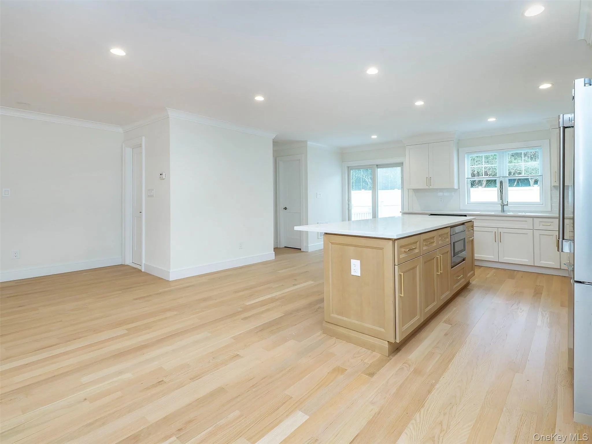 23 Marwood Road, North Hempstead, NY, 4 Bedrooms Bedrooms, 6 Rooms Rooms,3 BathroomsBathrooms,Residential Lease,For Rent,Marwood,0,1040033 23 Marwood Road, North Hempstead, NY, 4 Bedrooms Bedrooms, 6 Rooms Rooms,3 BathroomsBathrooms,Residential Lease,For Rent,Marwood,0,1040033