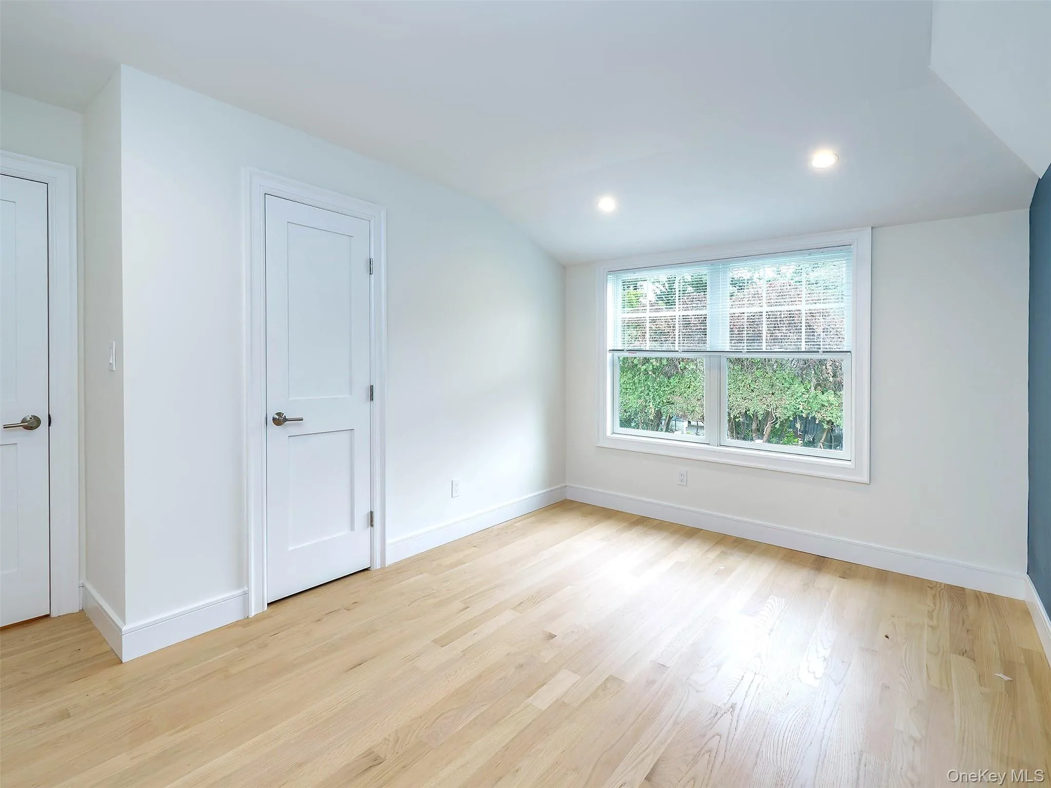 23 Marwood Road, North Hempstead, NY, 4 Bedrooms Bedrooms, 6 Rooms Rooms,3 BathroomsBathrooms,Residential Lease,For Rent,Marwood,0,1040033 23 Marwood Road, North Hempstead, NY, 4 Bedrooms Bedrooms, 6 Rooms Rooms,3 BathroomsBathrooms,Residential Lease,For Rent,Marwood,0,1040033
