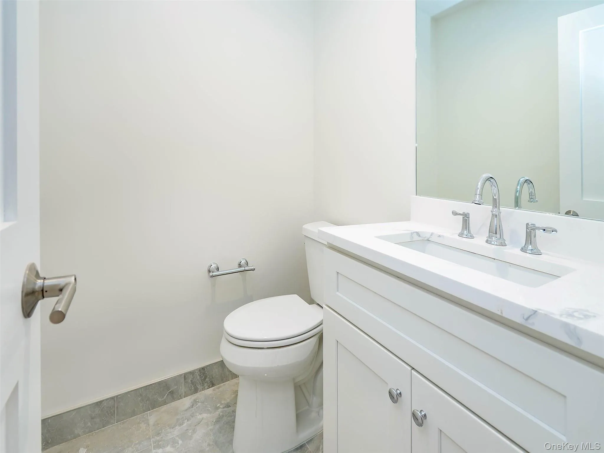 23 Marwood Road, North Hempstead, NY, 4 Bedrooms Bedrooms, 6 Rooms Rooms,3 BathroomsBathrooms,Residential Lease,For Rent,Marwood,0,1040033 23 Marwood Road, North Hempstead, NY, 4 Bedrooms Bedrooms, 6 Rooms Rooms,3 BathroomsBathrooms,Residential Lease,For Rent,Marwood,0,1040033