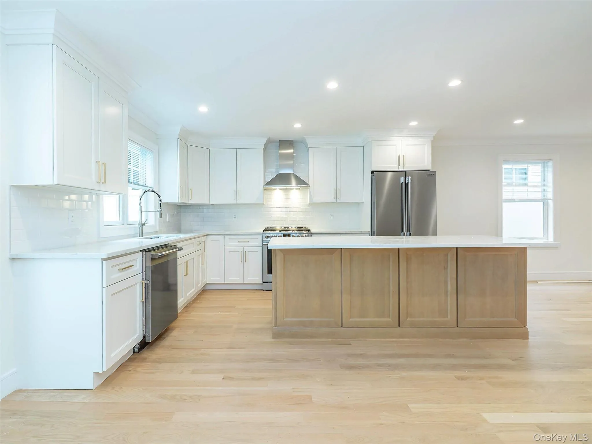 23 Marwood Road, North Hempstead, NY, 4 Bedrooms Bedrooms, 6 Rooms Rooms,3 BathroomsBathrooms,Residential Lease,For Rent,Marwood,0,1040033 23 Marwood Road, North Hempstead, NY, 4 Bedrooms Bedrooms, 6 Rooms Rooms,3 BathroomsBathrooms,Residential Lease,For Rent,Marwood,0,1040033