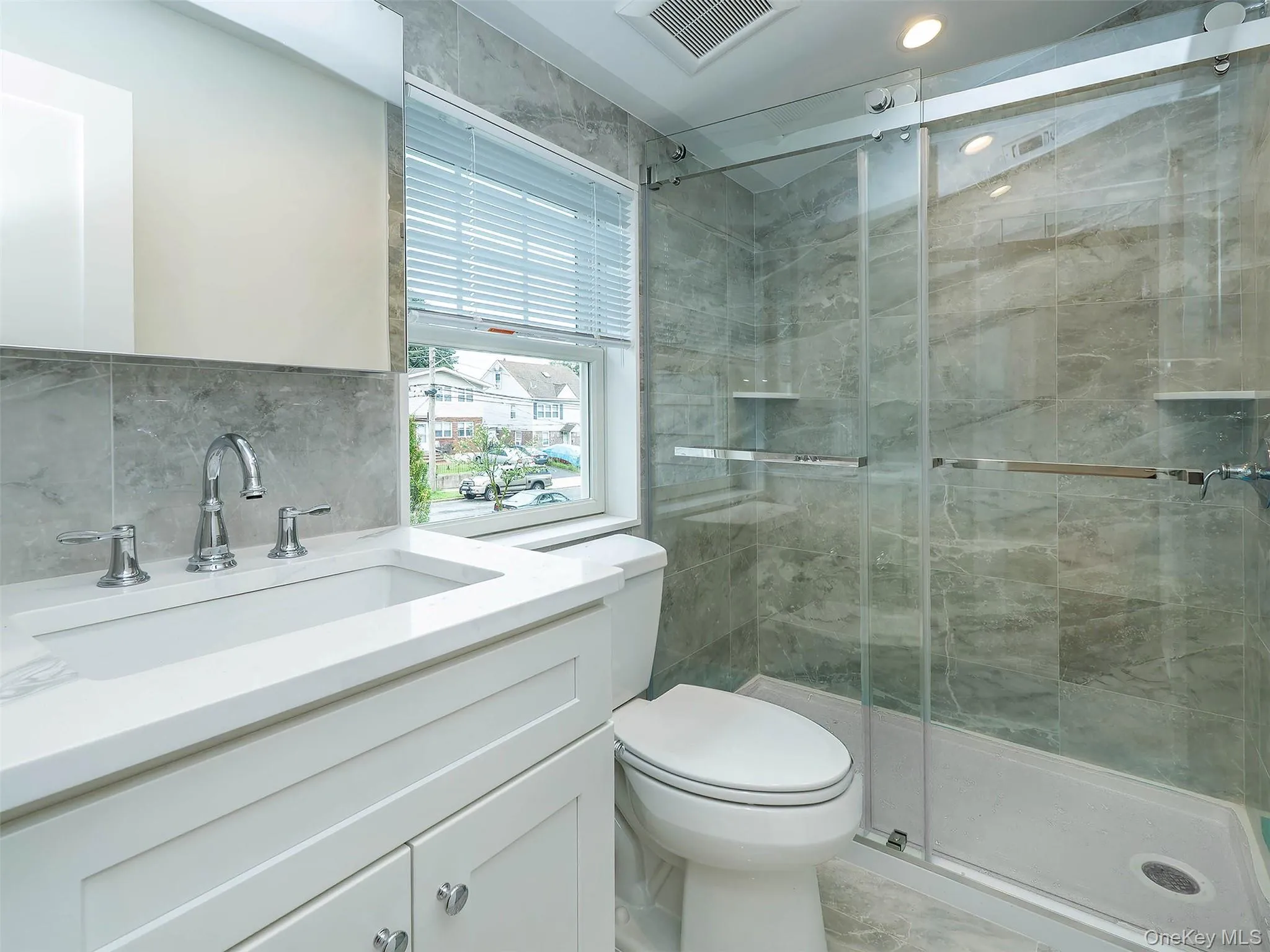 23 Marwood Road, North Hempstead, NY, 4 Bedrooms Bedrooms, 6 Rooms Rooms,3 BathroomsBathrooms,Residential Lease,For Rent,Marwood,0,1040033 23 Marwood Road, North Hempstead, NY, 4 Bedrooms Bedrooms, 6 Rooms Rooms,3 BathroomsBathrooms,Residential Lease,For Rent,Marwood,0,1040033