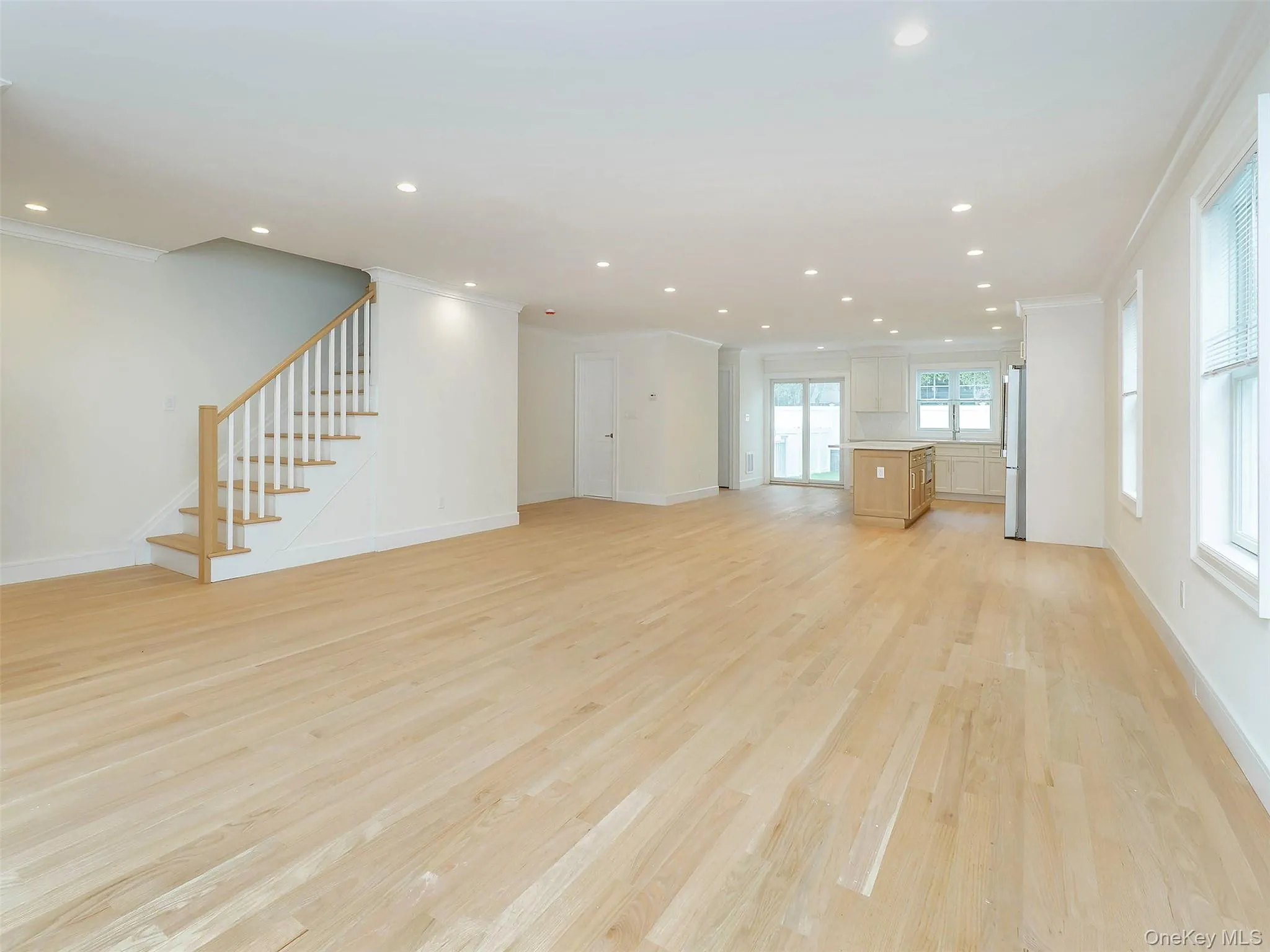 23 Marwood Road, North Hempstead, NY, 4 Bedrooms Bedrooms, 6 Rooms Rooms,3 BathroomsBathrooms,Residential Lease,For Rent,Marwood,0,1040033 23 Marwood Road, North Hempstead, NY, 4 Bedrooms Bedrooms, 6 Rooms Rooms,3 BathroomsBathrooms,Residential Lease,For Rent,Marwood,0,1040033