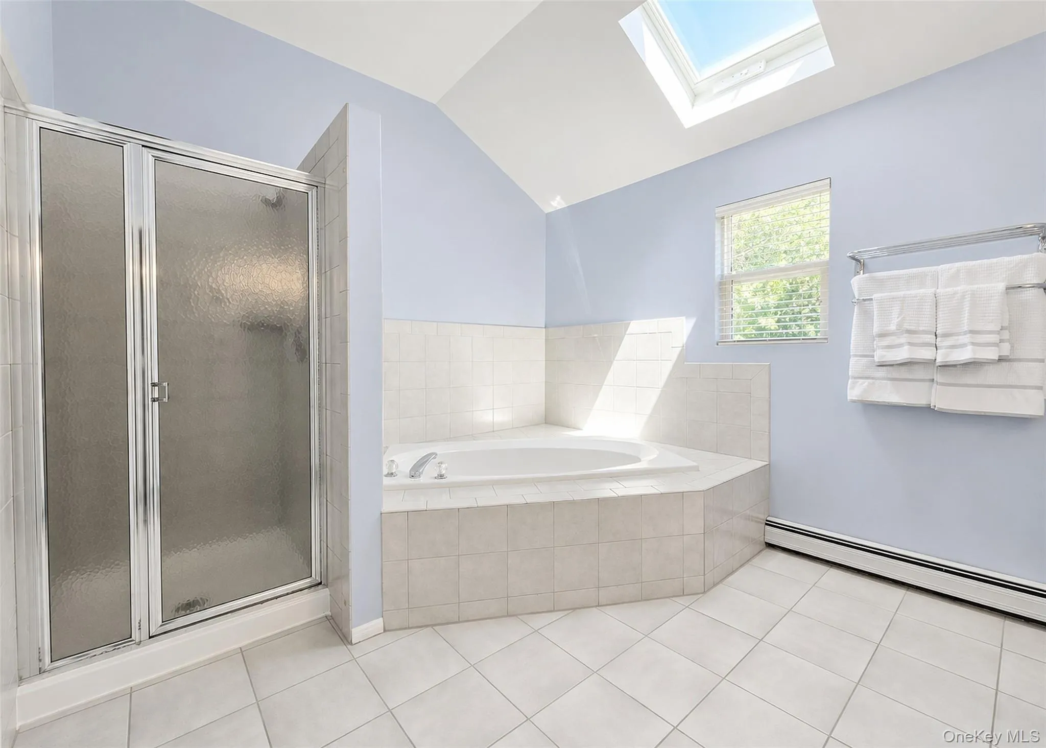 23 Greentree Drive, Brookhaven, NY, 3 Bedrooms Bedrooms, 7 Rooms Rooms,2 BathroomsBathrooms,Residential,For Rent,Greentree,0,1040034 23 Greentree Drive, Brookhaven, NY, 3 Bedrooms Bedrooms, 7 Rooms Rooms,2 BathroomsBathrooms,Residential,For Rent,Greentree,0,1040034