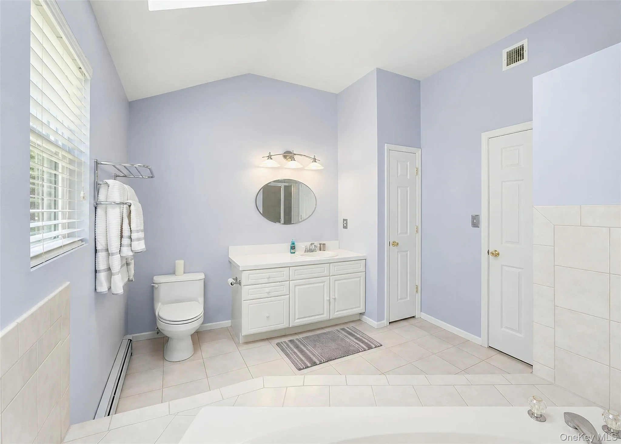 23 Greentree Drive, Brookhaven, NY, 3 Bedrooms Bedrooms, 7 Rooms Rooms,2 BathroomsBathrooms,Residential,For Rent,Greentree,0,1040034 23 Greentree Drive, Brookhaven, NY, 3 Bedrooms Bedrooms, 7 Rooms Rooms,2 BathroomsBathrooms,Residential,For Rent,Greentree,0,1040034