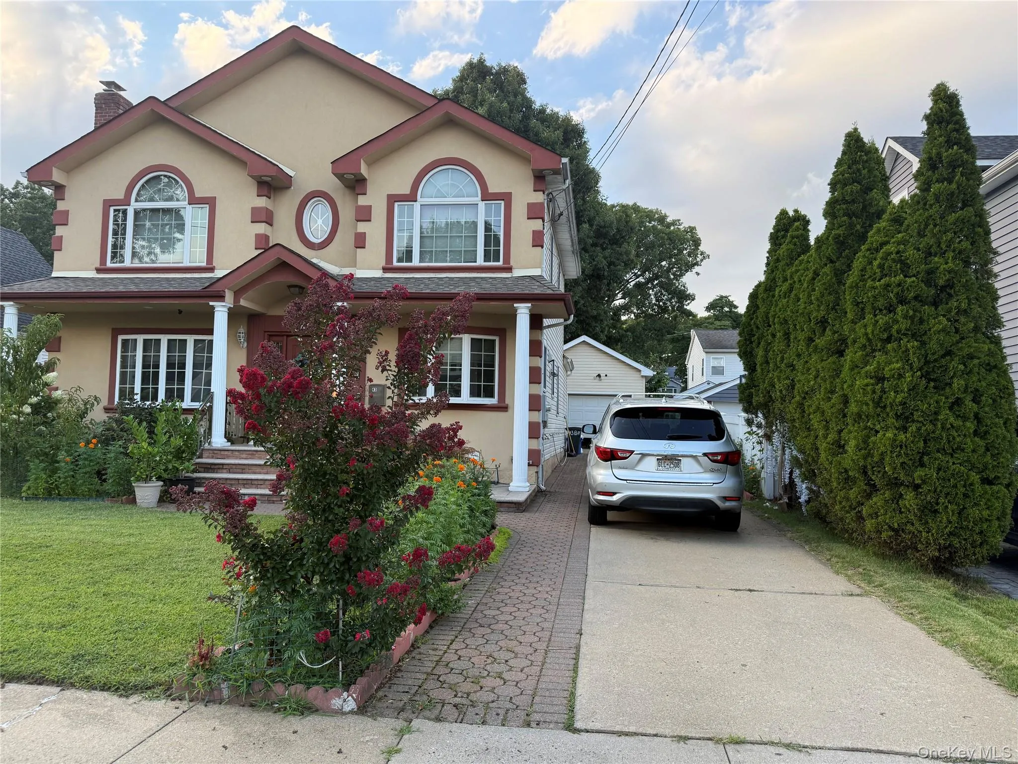 43 Baxter Avenue, North Hempstead, NY, 6 Bedrooms Bedrooms, 14 Rooms Rooms,4 BathroomsBathrooms,Residential,For Rent,Baxter,0,1040035 43 Baxter Avenue, North Hempstead, NY, 6 Bedrooms Bedrooms, 14 Rooms Rooms,4 BathroomsBathrooms,Residential,For Rent,Baxter,0,1040035