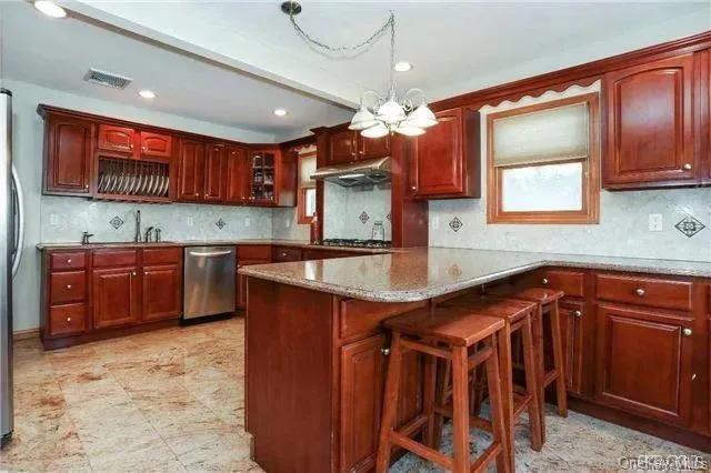 43 Baxter Avenue, North Hempstead, NY, 6 Bedrooms Bedrooms, 14 Rooms Rooms,4 BathroomsBathrooms,Residential,For Rent,Baxter,0,1040035 43 Baxter Avenue, North Hempstead, NY, 6 Bedrooms Bedrooms, 14 Rooms Rooms,4 BathroomsBathrooms,Residential,For Rent,Baxter,0,1040035