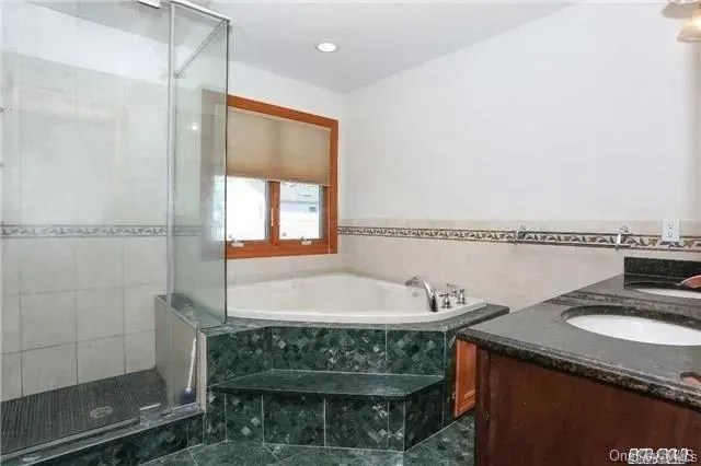 jacuzzi bath jacuzzi bath