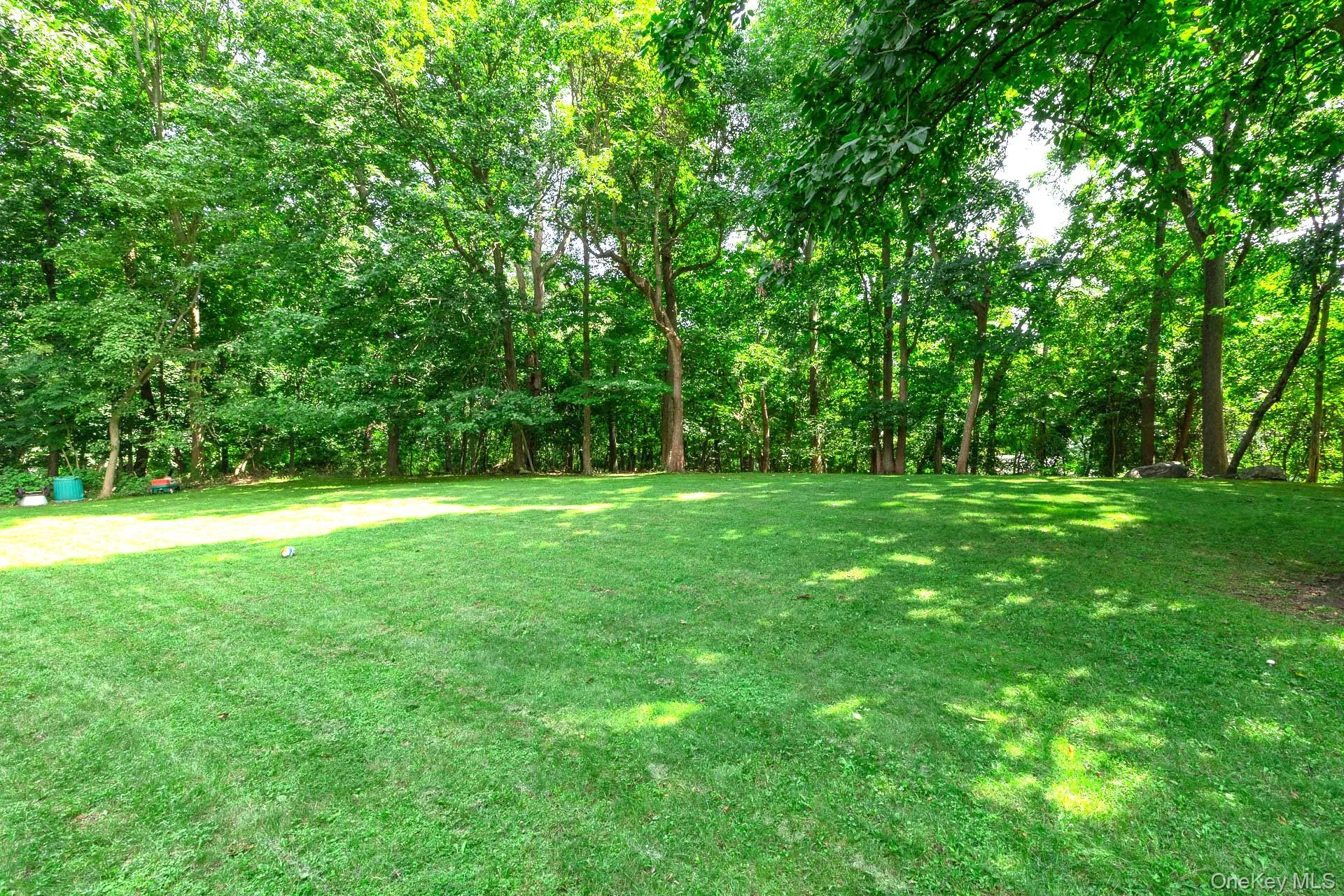 1 Valleywood Court, Smithtown, NY, 3 Bedrooms Bedrooms, 9 Rooms Rooms,2 BathroomsBathrooms,Residential,For Rent,Valleywood,0,1040036 1 Valleywood Court, Smithtown, NY, 3 Bedrooms Bedrooms, 9 Rooms Rooms,2 BathroomsBathrooms,Residential,For Rent,Valleywood,0,1040036