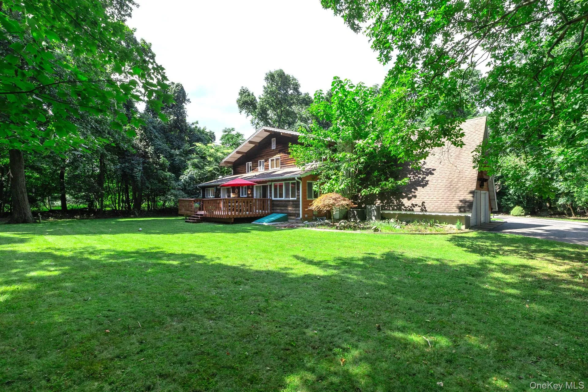 1 Valleywood Court, Smithtown, NY, 3 Bedrooms Bedrooms, 9 Rooms Rooms,2 BathroomsBathrooms,Residential,For Rent,Valleywood,0,1040036 1 Valleywood Court, Smithtown, NY, 3 Bedrooms Bedrooms, 9 Rooms Rooms,2 BathroomsBathrooms,Residential,For Rent,Valleywood,0,1040036