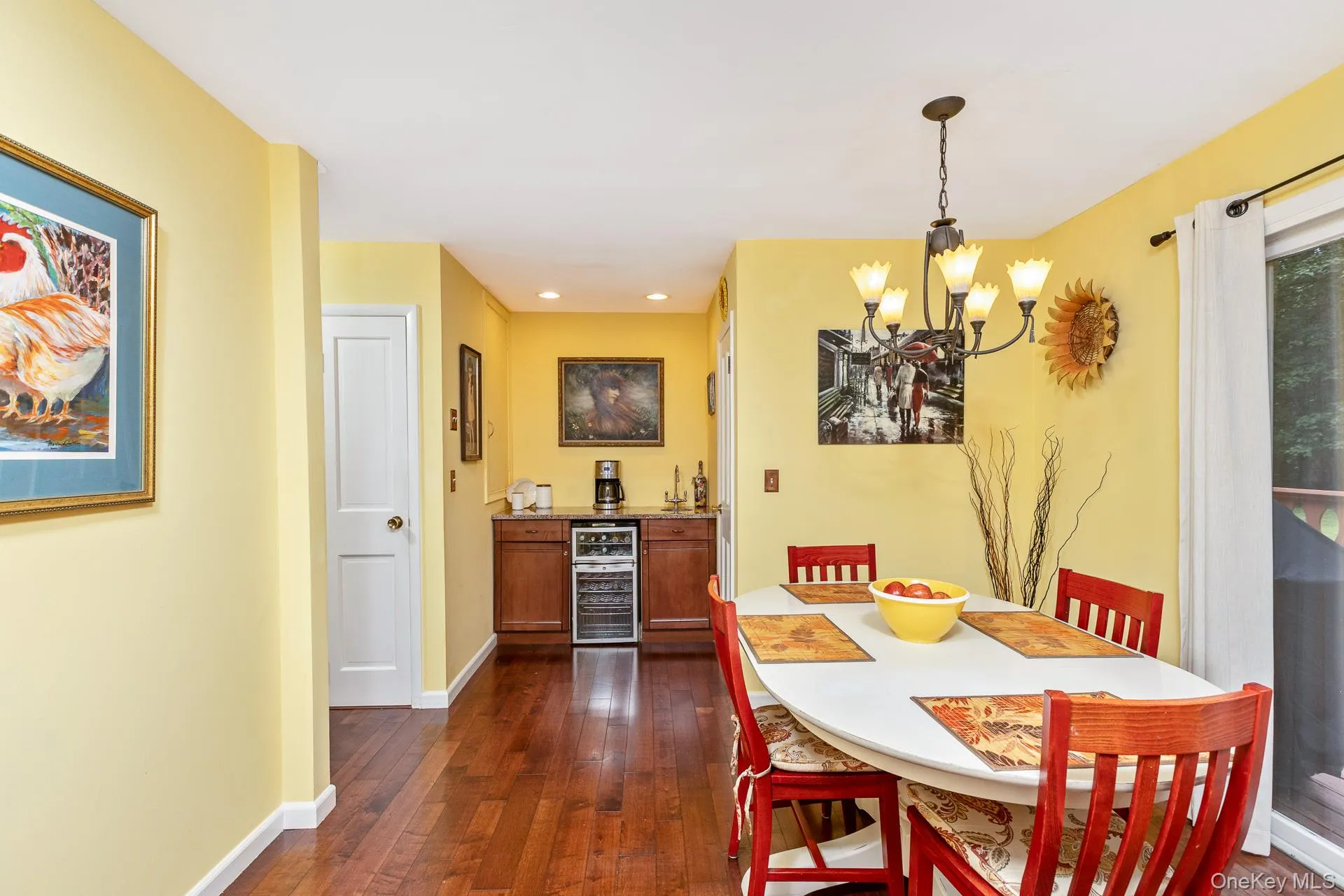 1 Valleywood Court, Smithtown, NY, 3 Bedrooms Bedrooms, 9 Rooms Rooms,2 BathroomsBathrooms,Residential,For Rent,Valleywood,0,1040036 1 Valleywood Court, Smithtown, NY, 3 Bedrooms Bedrooms, 9 Rooms Rooms,2 BathroomsBathrooms,Residential,For Rent,Valleywood,0,1040036