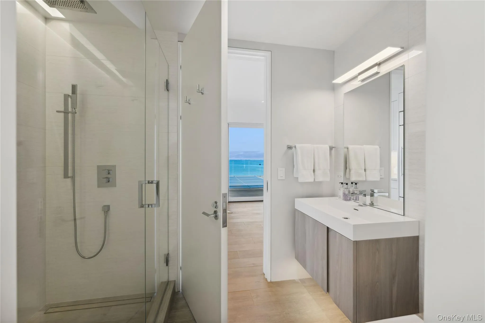 14 Peconic Crescent, Southampton, NY, 5 Bedrooms Bedrooms, 10 Rooms Rooms,4 BathroomsBathrooms,Residential,For Rent,Peconic,0,1040037 14 Peconic Crescent, Southampton, NY, 5 Bedrooms Bedrooms, 10 Rooms Rooms,4 BathroomsBathrooms,Residential,For Rent,Peconic,0,1040037
