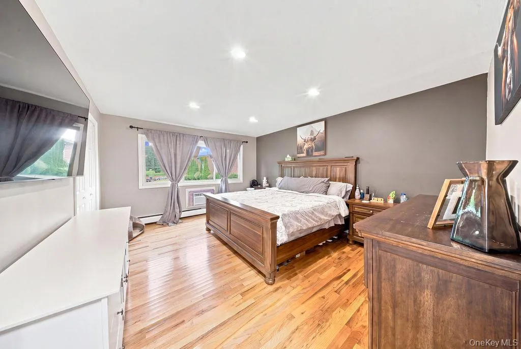 2397 Union Boulevard, Islip, NY, 1 Bedroom Bedrooms, 5 Rooms Rooms,1 BathroomBathrooms,Residential,For Rent,Union,0,1040041 2397 Union Boulevard, Islip, NY, 1 Bedroom Bedrooms, 5 Rooms Rooms,1 BathroomBathrooms,Residential,For Rent,Union,0,1040041