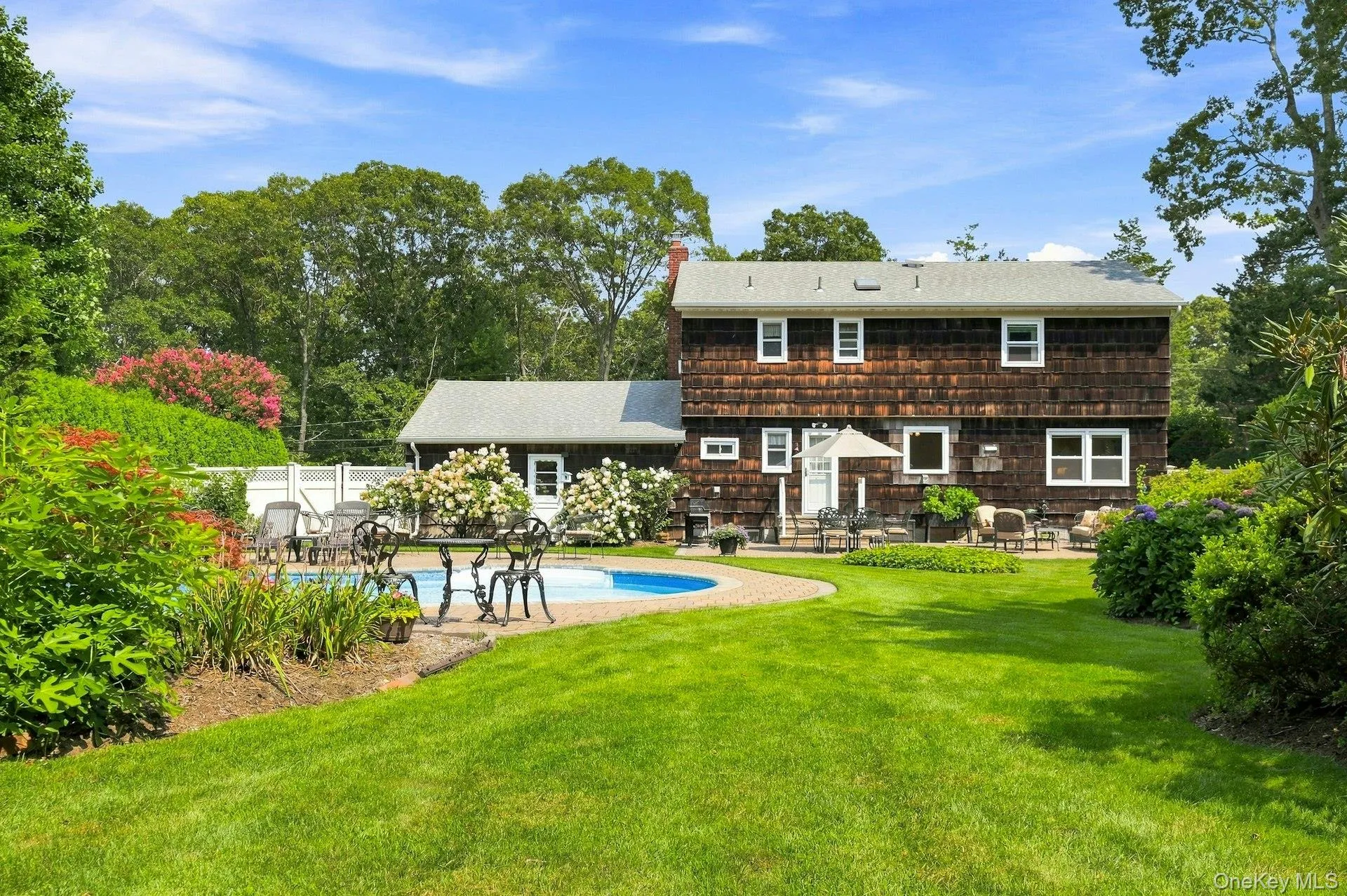 7 Bayberry Lane, Huntington, NY, 4 Bedrooms Bedrooms, 9 Rooms Rooms,2 BathroomsBathrooms,Residential,For Rent,Bayberry,0,1040046 7 Bayberry Lane, Huntington, NY, 4 Bedrooms Bedrooms, 9 Rooms Rooms,2 BathroomsBathrooms,Residential,For Rent,Bayberry,0,1040046