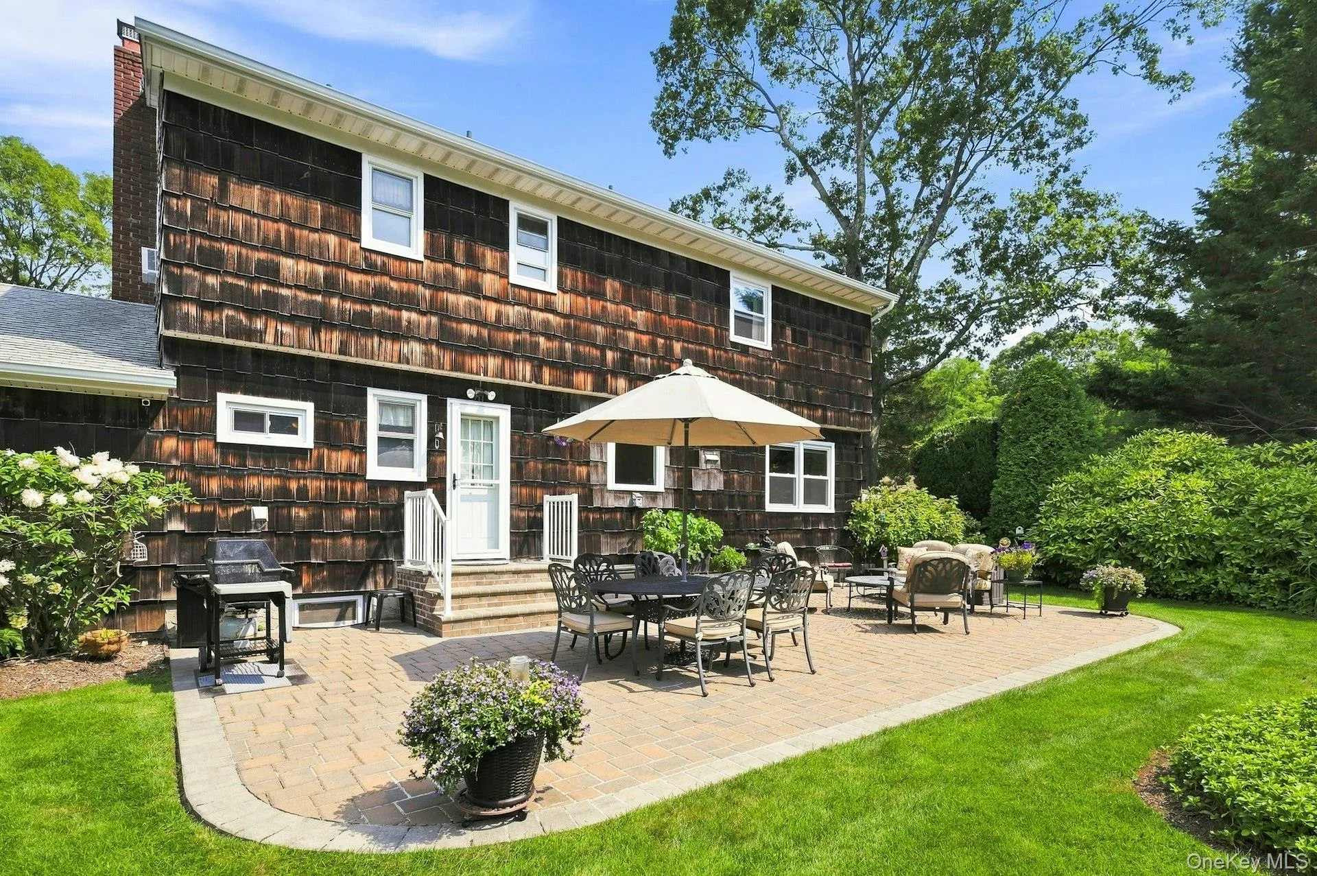 7 Bayberry Lane, Huntington, NY, 4 Bedrooms Bedrooms, 9 Rooms Rooms,2 BathroomsBathrooms,Residential,For Rent,Bayberry,0,1040046 7 Bayberry Lane, Huntington, NY, 4 Bedrooms Bedrooms, 9 Rooms Rooms,2 BathroomsBathrooms,Residential,For Rent,Bayberry,0,1040046