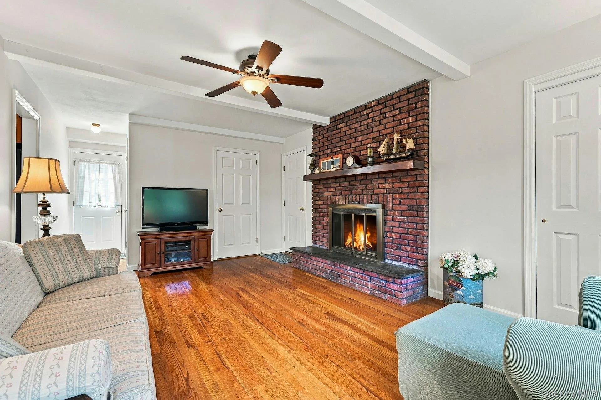 7 Bayberry Lane, Huntington, NY, 4 Bedrooms Bedrooms, 9 Rooms Rooms,2 BathroomsBathrooms,Residential,For Rent,Bayberry,0,1040046 7 Bayberry Lane, Huntington, NY, 4 Bedrooms Bedrooms, 9 Rooms Rooms,2 BathroomsBathrooms,Residential,For Rent,Bayberry,0,1040046