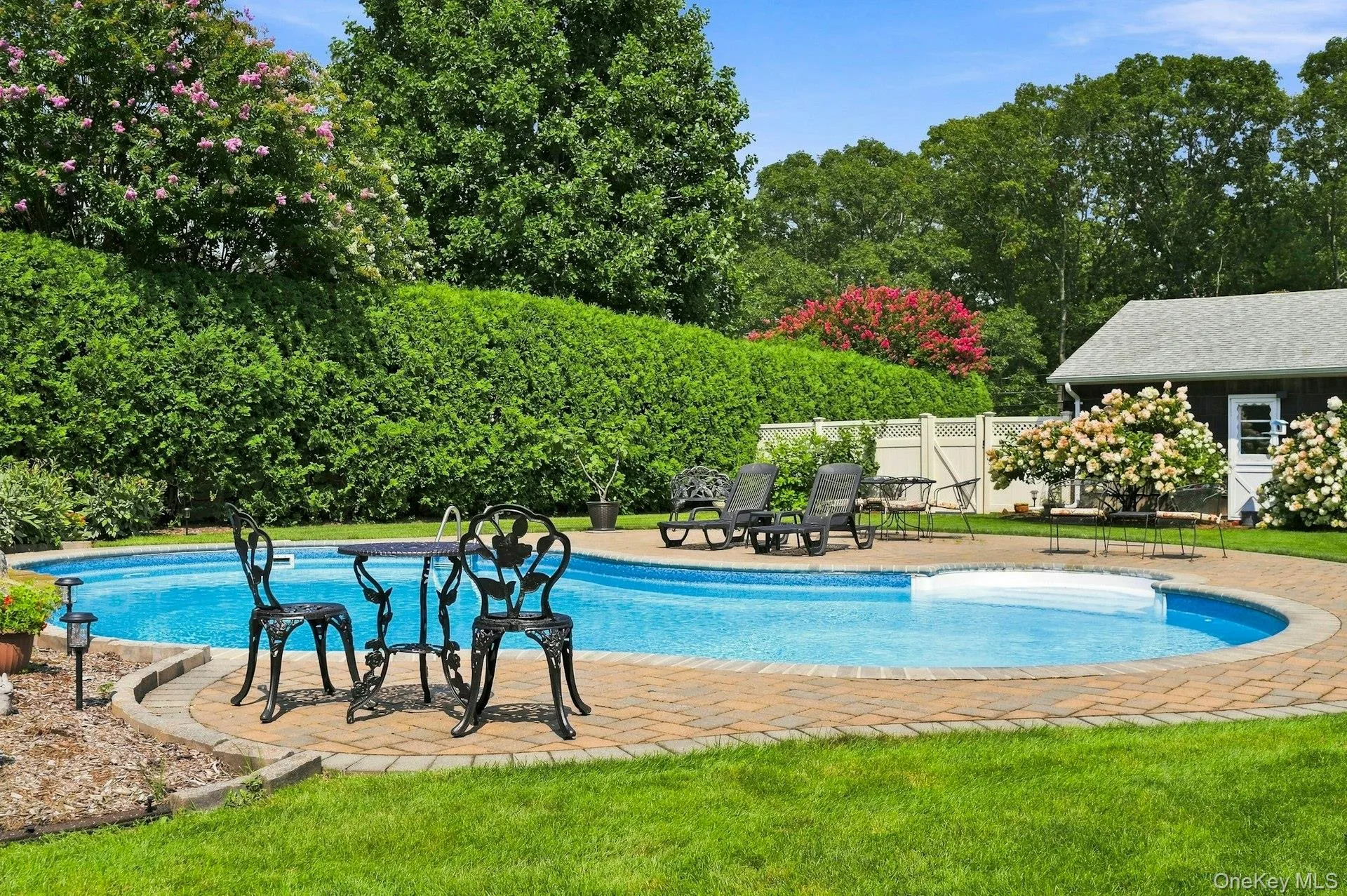 7 Bayberry Lane, Huntington, NY, 4 Bedrooms Bedrooms, 9 Rooms Rooms,2 BathroomsBathrooms,Residential,For Rent,Bayberry,0,1040046 7 Bayberry Lane, Huntington, NY, 4 Bedrooms Bedrooms, 9 Rooms Rooms,2 BathroomsBathrooms,Residential,For Rent,Bayberry,0,1040046