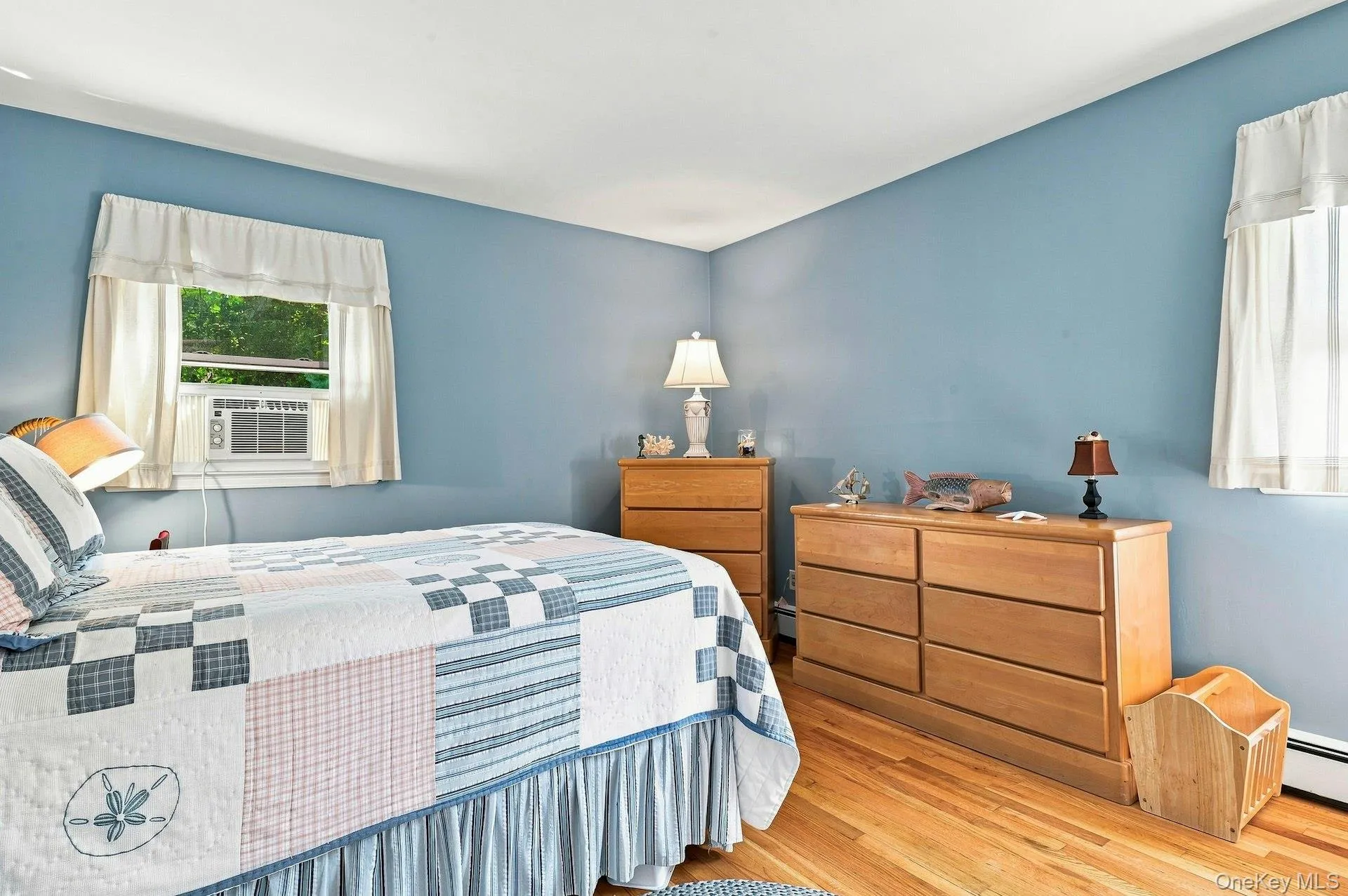 7 Bayberry Lane, Huntington, NY, 4 Bedrooms Bedrooms, 9 Rooms Rooms,2 BathroomsBathrooms,Residential,For Rent,Bayberry,0,1040046 7 Bayberry Lane, Huntington, NY, 4 Bedrooms Bedrooms, 9 Rooms Rooms,2 BathroomsBathrooms,Residential,For Rent,Bayberry,0,1040046