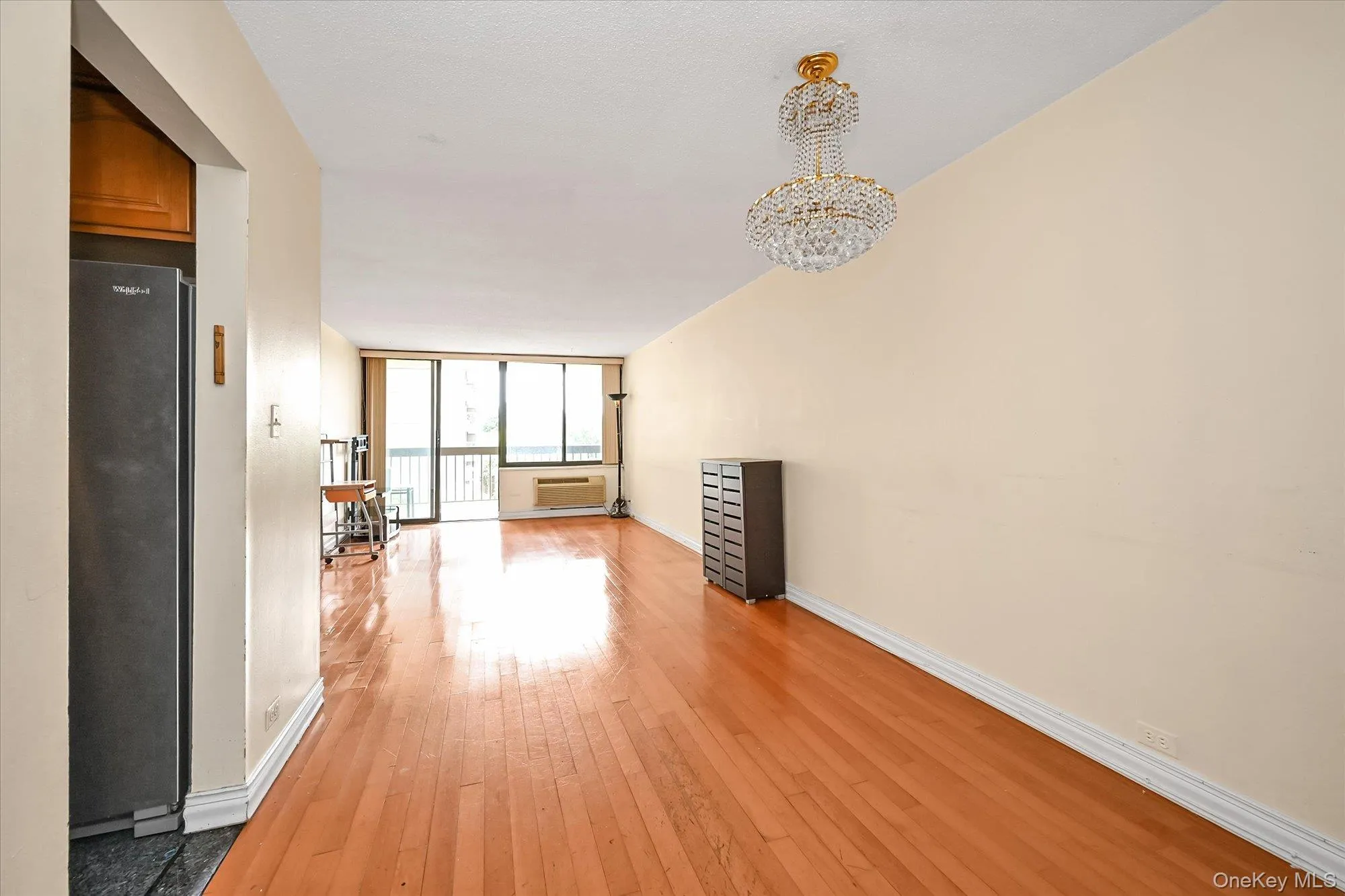 150-38 Union Turnpike, New York, NY, 2 Bedrooms Bedrooms, 6 Rooms Rooms,2 BathroomsBathrooms,Residential,For Rent,Union,0,1040050 150-38 Union Turnpike, New York, NY, 2 Bedrooms Bedrooms, 6 Rooms Rooms,2 BathroomsBathrooms,Residential,For Rent,Union,0,1040050