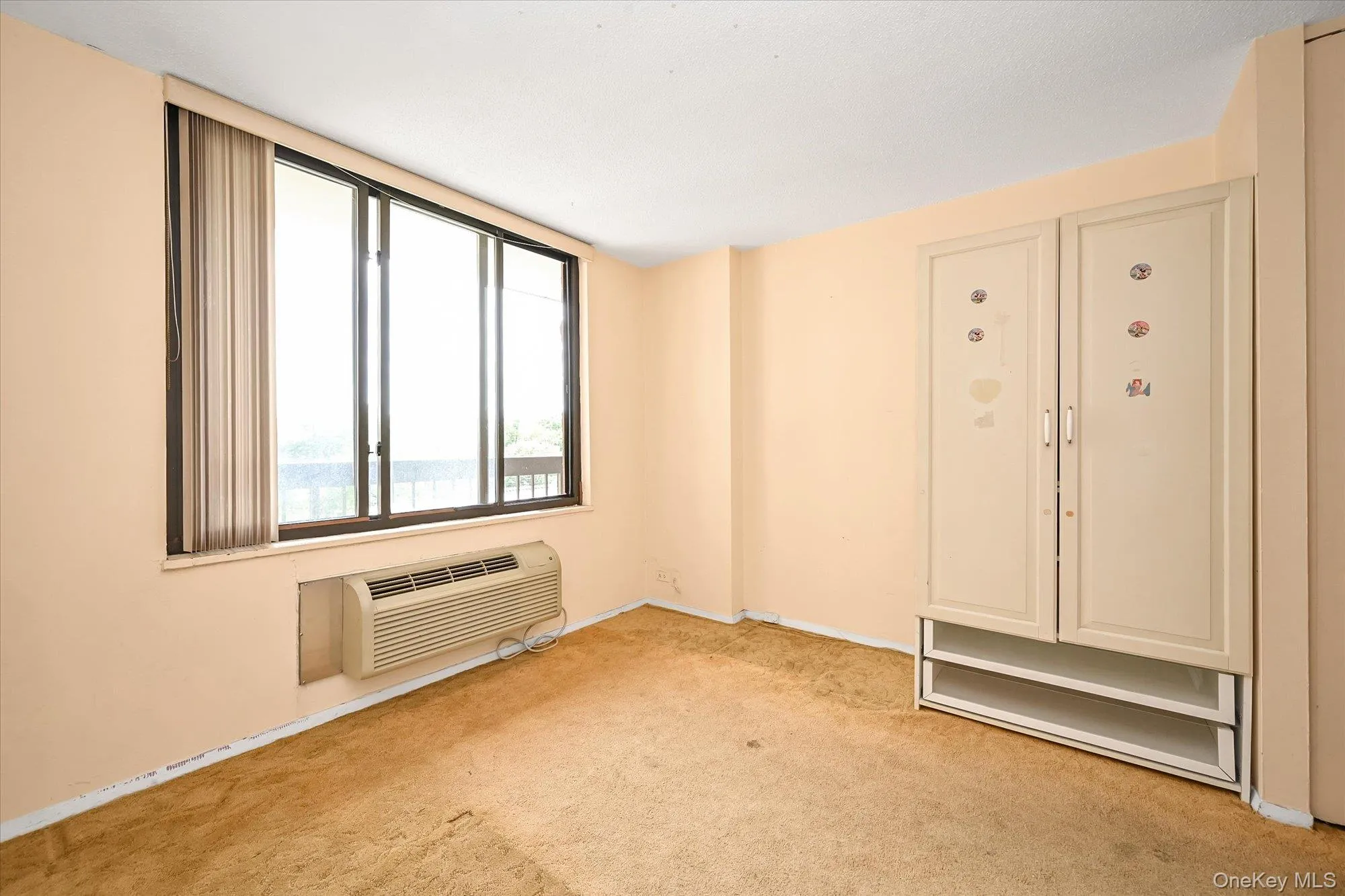 150-38 Union Turnpike, New York, NY, 2 Bedrooms Bedrooms, 6 Rooms Rooms,2 BathroomsBathrooms,Residential,For Rent,Union,0,1040050 150-38 Union Turnpike, New York, NY, 2 Bedrooms Bedrooms, 6 Rooms Rooms,2 BathroomsBathrooms,Residential,For Rent,Union,0,1040050