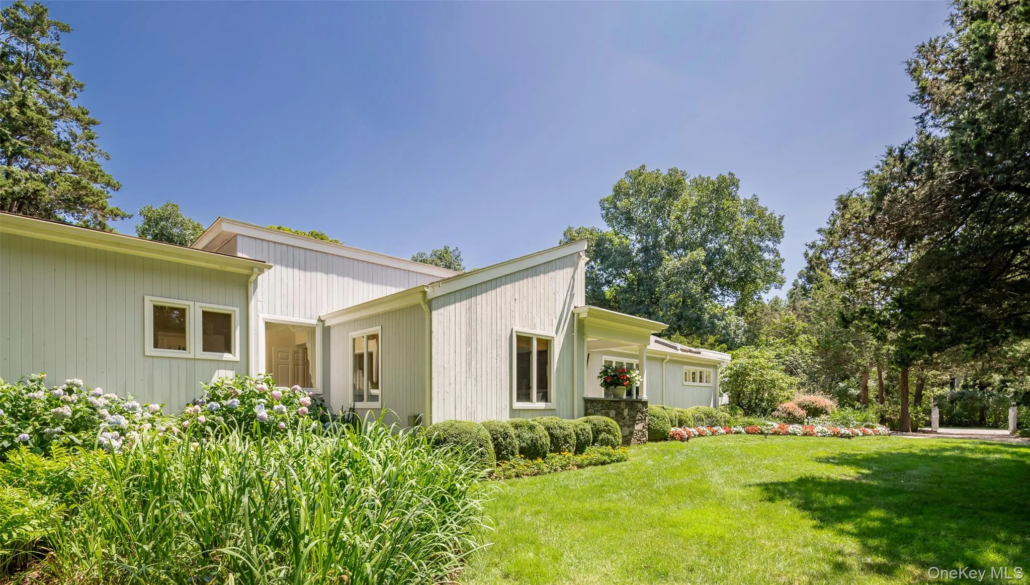 14 Rose Hill Road, Southampton, NY, 4 Bedrooms Bedrooms, 9 Rooms Rooms,4 BathroomsBathrooms,Residential Lease,For Rent,Rose Hill,0,1040052 14 Rose Hill Road, Southampton, NY, 4 Bedrooms Bedrooms, 9 Rooms Rooms,4 BathroomsBathrooms,Residential Lease,For Rent,Rose Hill,0,1040052