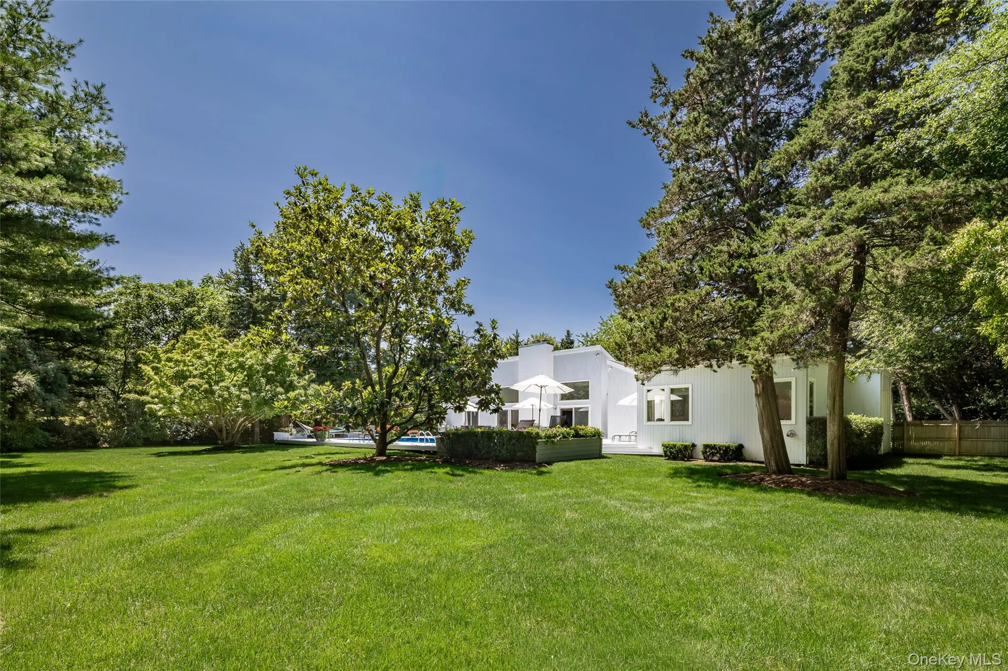 14 Rose Hill Road, Southampton, NY, 4 Bedrooms Bedrooms, 9 Rooms Rooms,4 BathroomsBathrooms,Residential Lease,For Rent,Rose Hill,0,1040052 14 Rose Hill Road, Southampton, NY, 4 Bedrooms Bedrooms, 9 Rooms Rooms,4 BathroomsBathrooms,Residential Lease,For Rent,Rose Hill,0,1040052