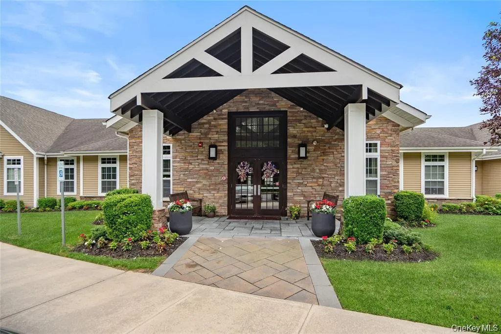 132 Halley Drive, Brookhaven, NY, 2 Bedrooms Bedrooms, 6 Rooms Rooms,3 BathroomsBathrooms,Residential,For Rent,Halley,0,1040054 132 Halley Drive, Brookhaven, NY, 2 Bedrooms Bedrooms, 6 Rooms Rooms,3 BathroomsBathrooms,Residential,For Rent,Halley,0,1040054